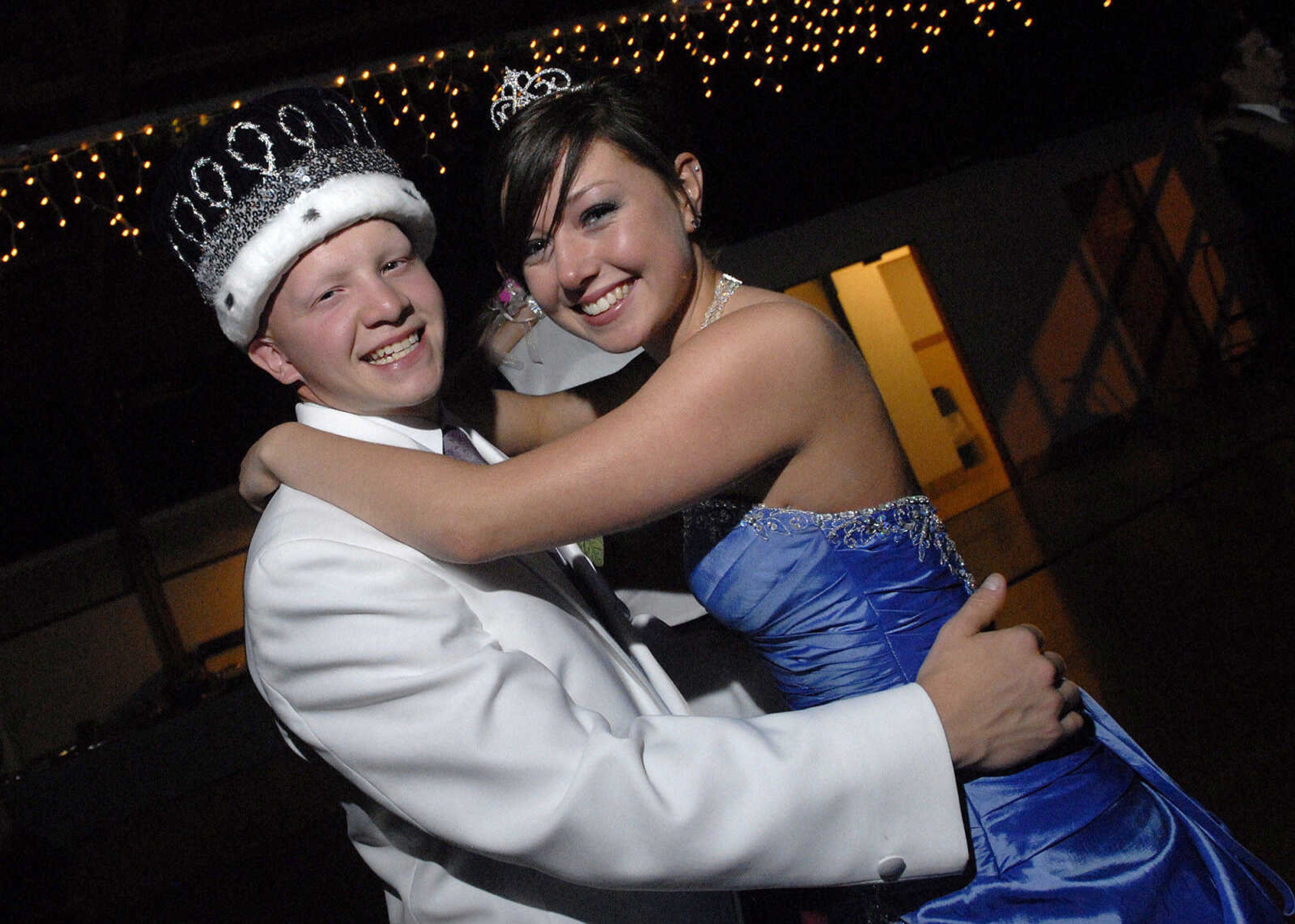 LAURA SIMON~lsimon@semissourian.com
Meadow Heights' prom "A Night to Remember" was held Saturday, April 30, 2011 at Deerfield Lodge.