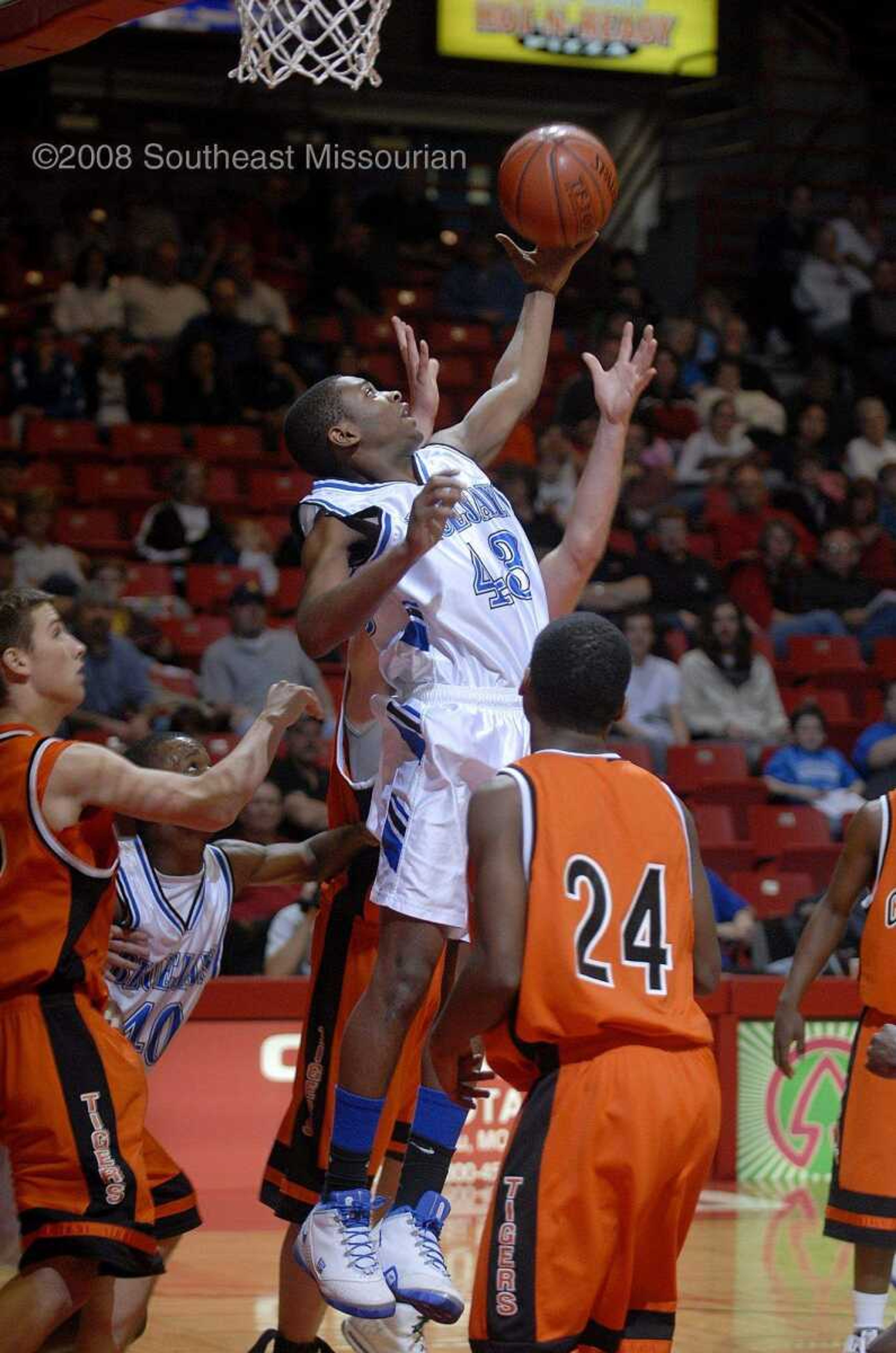 ELIZABETH DODD ~ edodd@semissourian.com
Charleston's Demarques McKeller goes after a rebound in the first half.