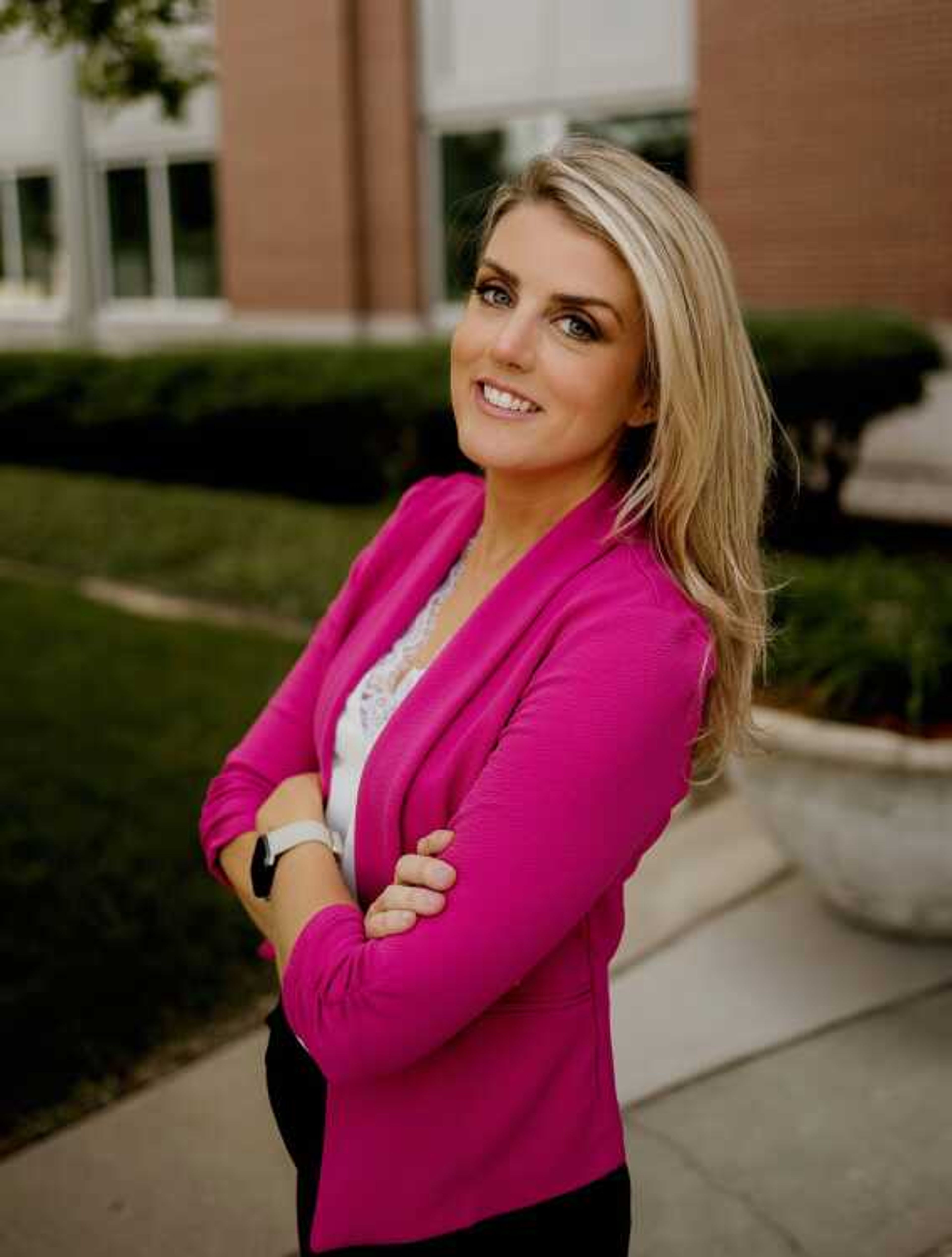 Brooke Roth is a financial advisor at Edward Jones, with an office in Jackson, Missouri.