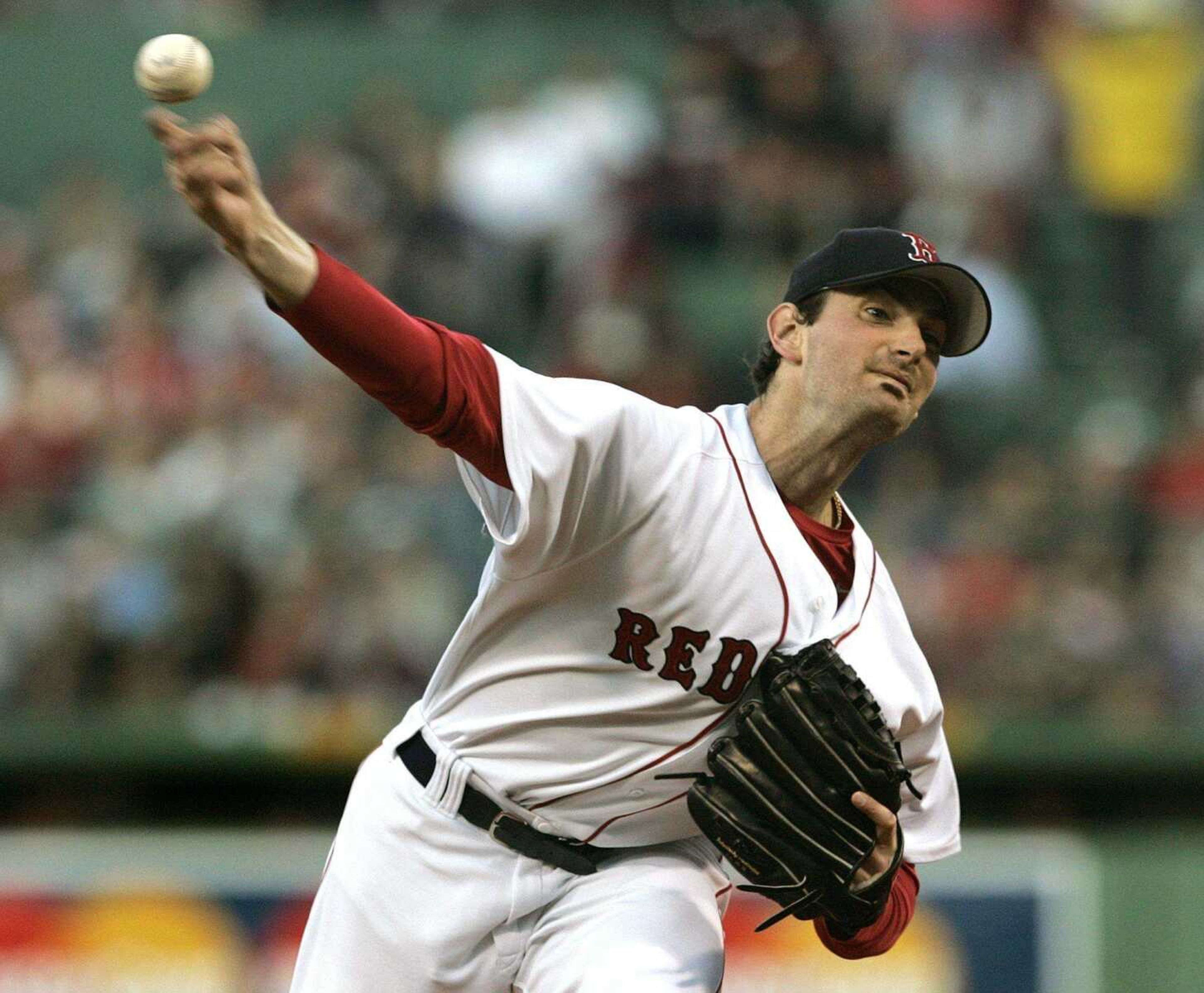 Matt Clement and the St. Louis Cardinals agreed to a $1.5 million, one-year contract Thursday. Clement missed last season while recovering from shoulder surgery. He last pitched for the Boston Red Sox in 2006. (CHARLES KRUPA ~ Associated Press)