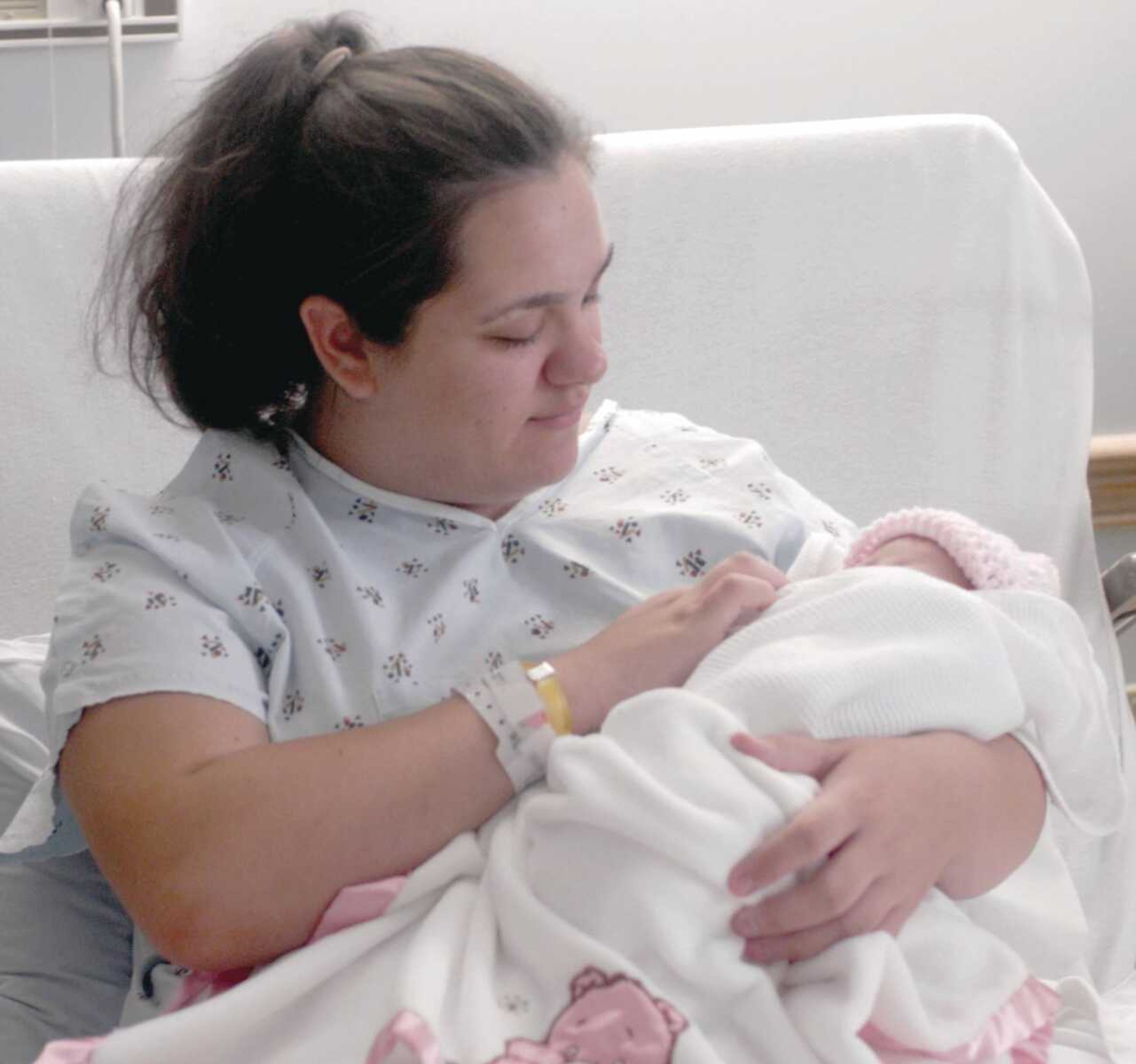 Nicole Sisk holds her newborn daughter, Amiyah Carter, on Friday at Missouri Delta Medical Center. The maternity ward is expecting a busy late October and early November.
(Michelle Felter/Standard Democrat)