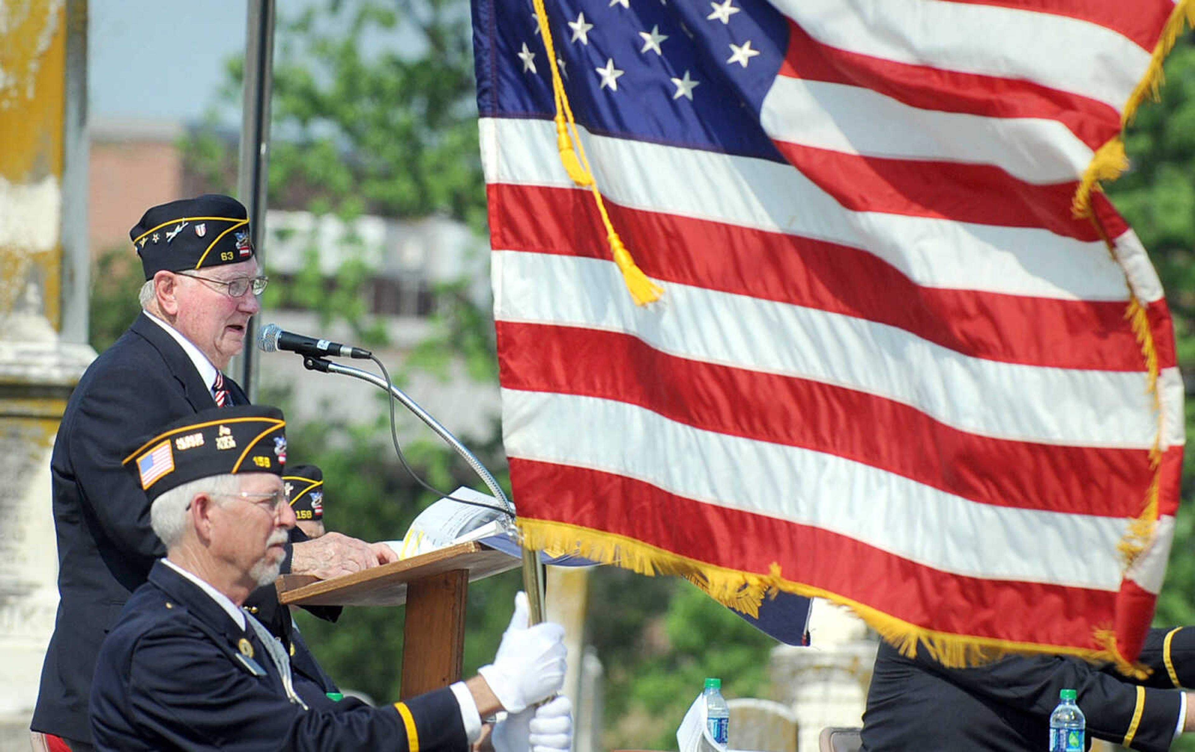 LAURA SIMON ~ lsimon@semissourian.com
Guest speaker Kenneth Bender addresses the crowd Monday morning, May 28, 2012 at the Memorial Day service at Jackson City Cemetery.