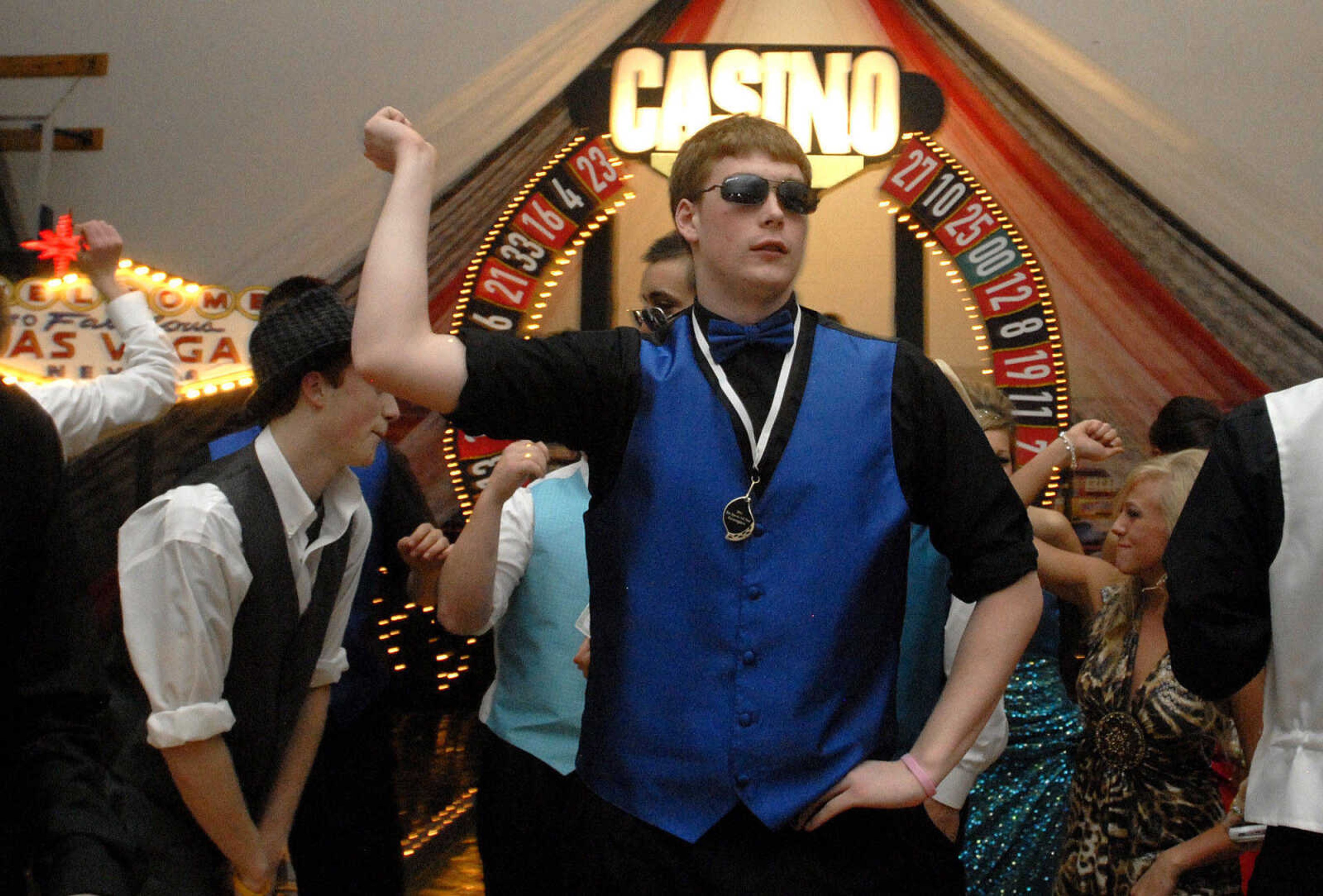 LAURA SIMON~lsimon@semissourian.com
Oran High School "Casino Night" prom Saturday, April 2, 2011 in Oran.