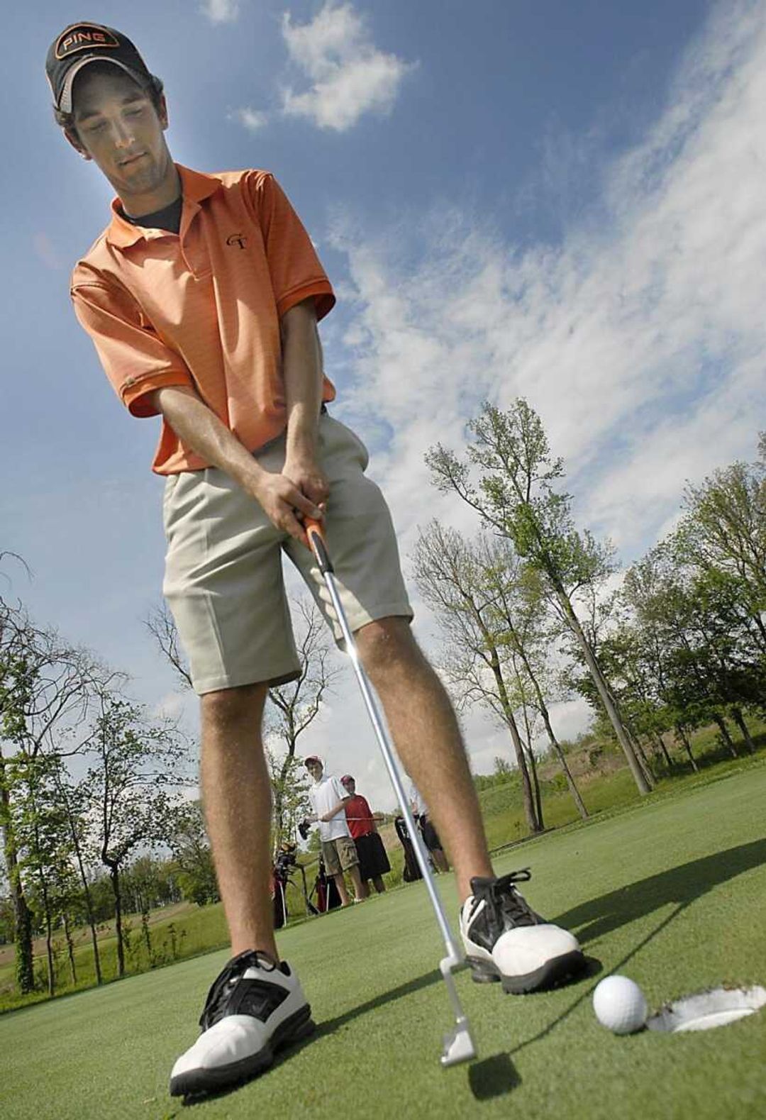 Jackson finishes second, 30 strokes behind