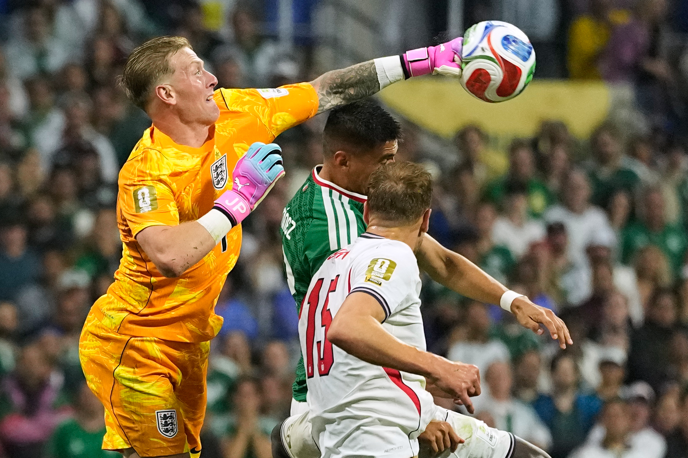 England tops Mexico and Norway ousts Brazil to set up World