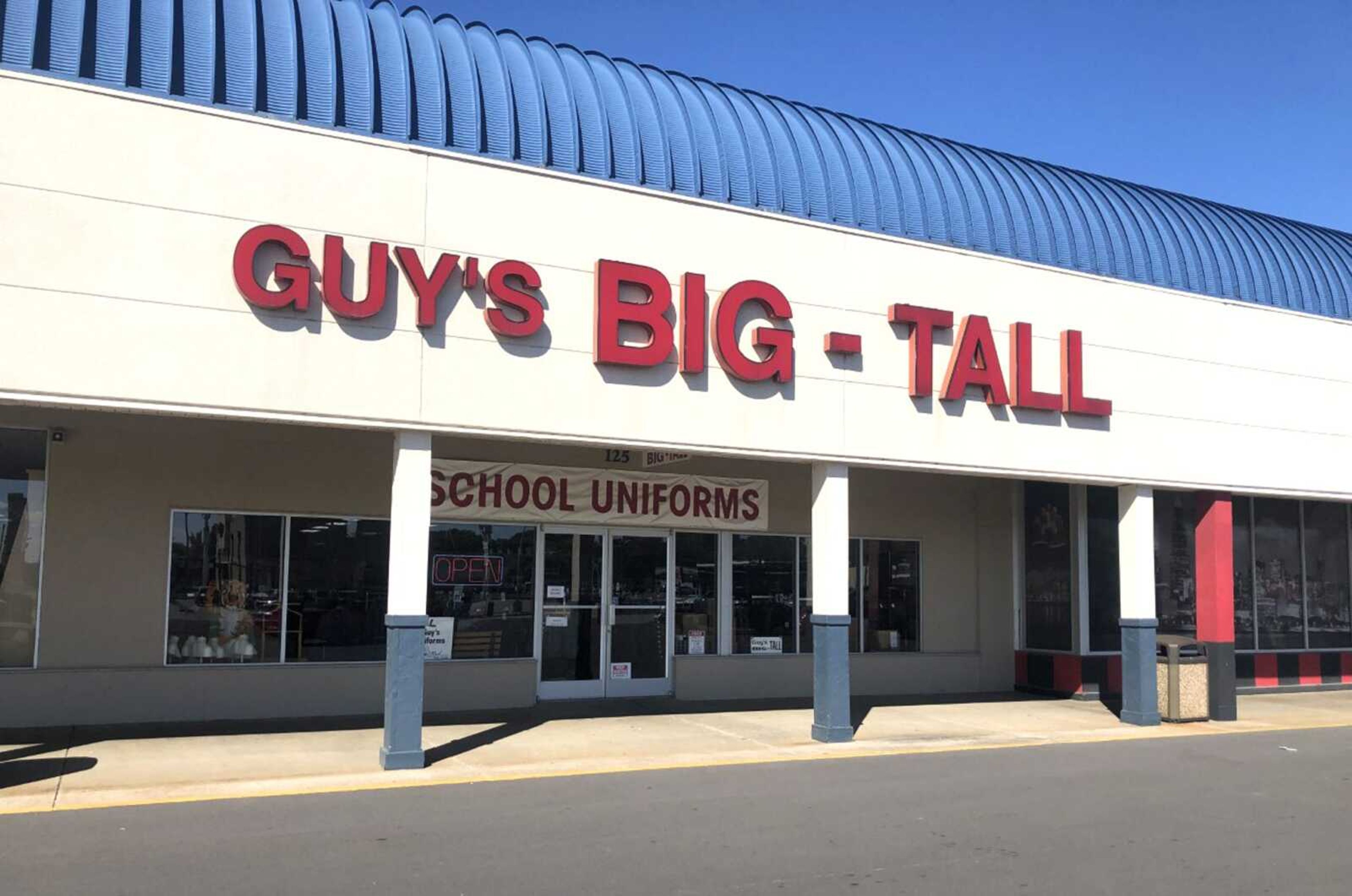 Guy's Big&#9679;Tall and Guy's Uniforms will close later this year when owners Curt and Penny Johns retire after 41 years in business.