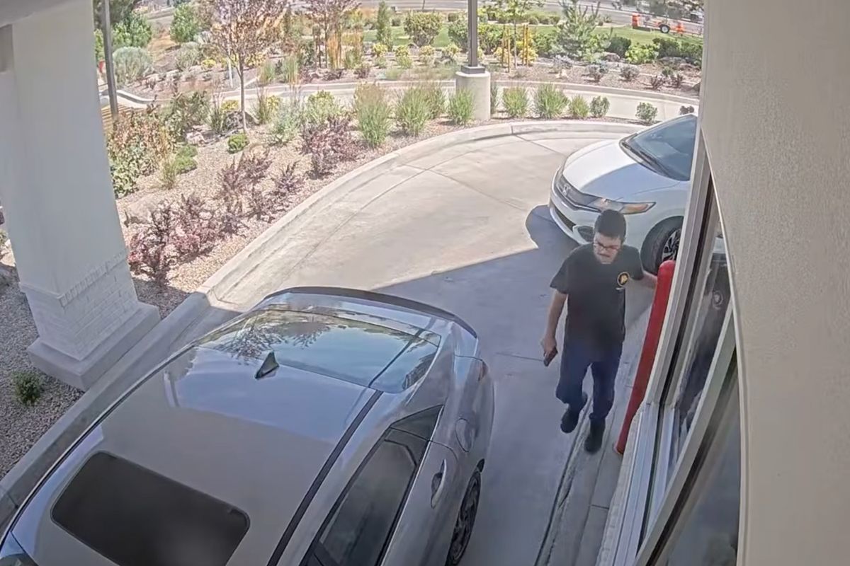 New video shows gunman shooting victims at Idaho In-N-Out Bu...