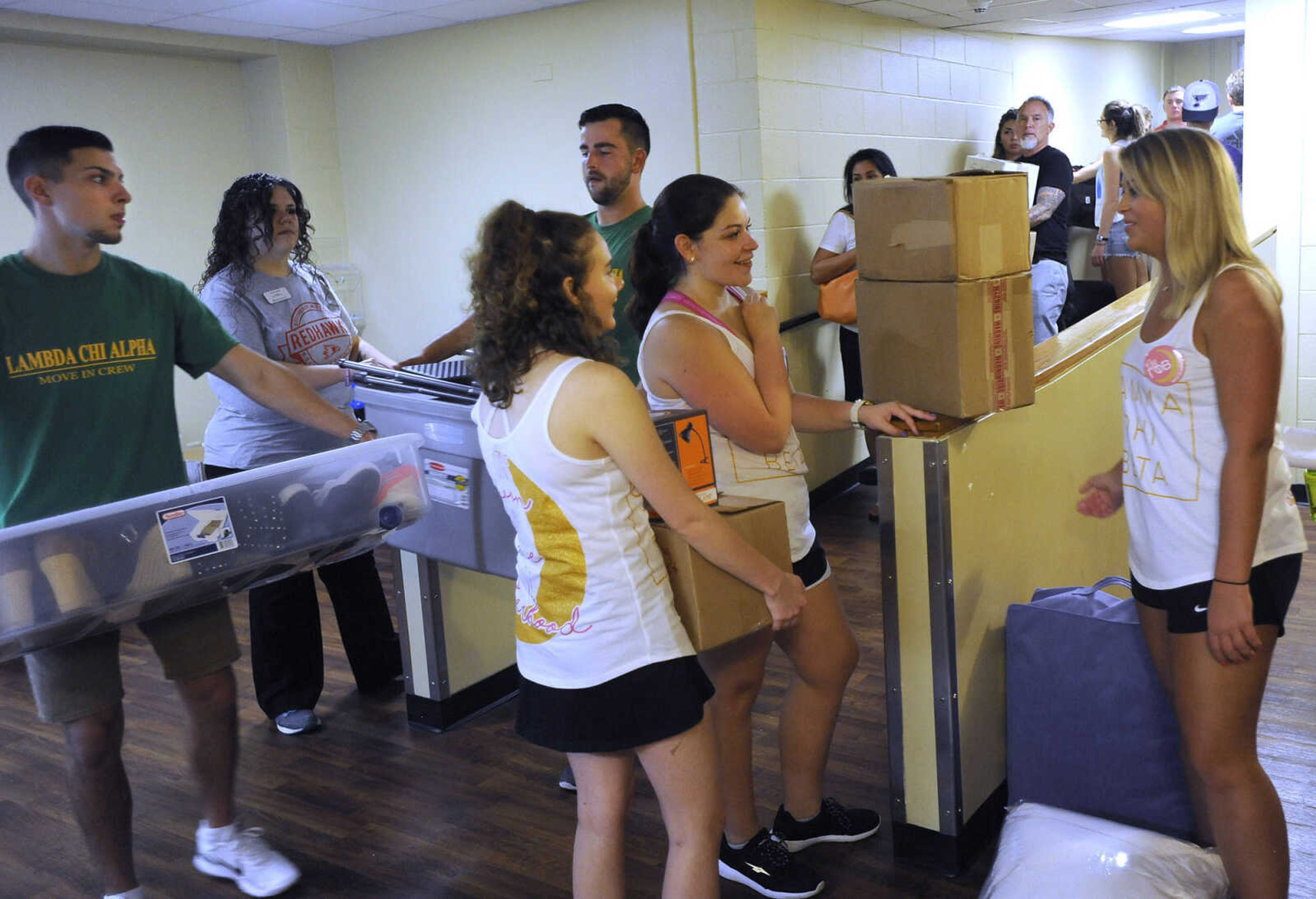 Southeast Missouri State University students move in Thursday, Aug. 18, 2016 at Towers Complex.