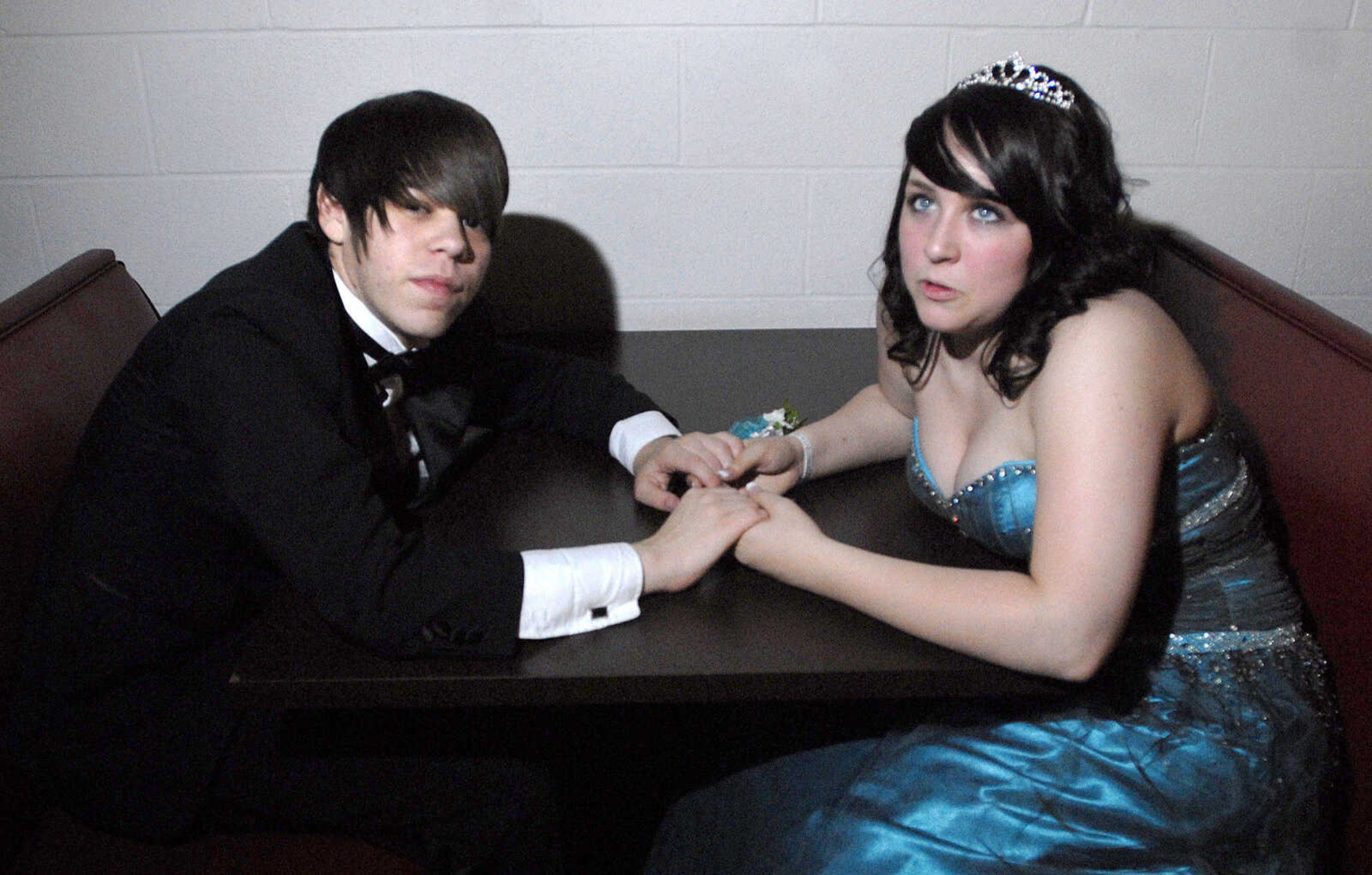 LAURA SIMON~lsimon@semissourian.com
Jackson High School Prom Saturday, May 8, 2010.