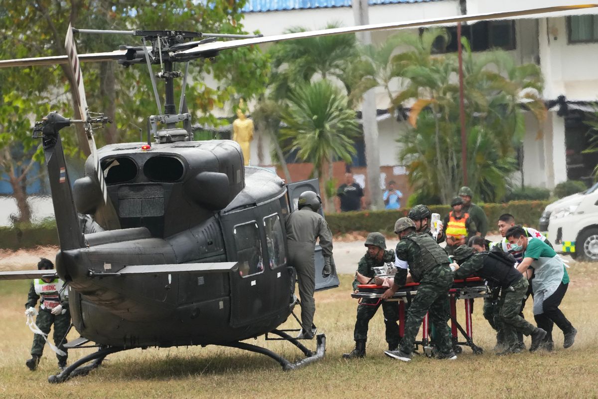 Renewed Thailand-Cambodia border fighting displaces hundreds...
