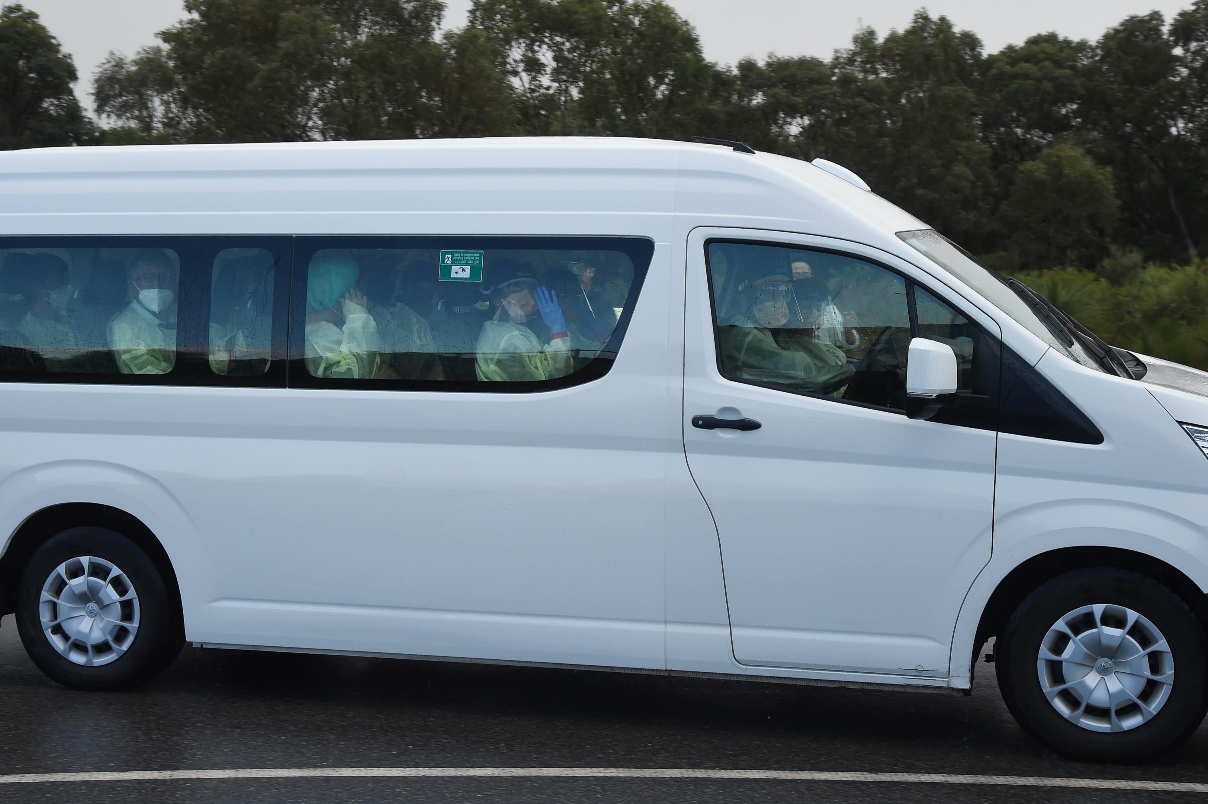 6 passengers from hantavirus-hit ship arrive in Australia fo