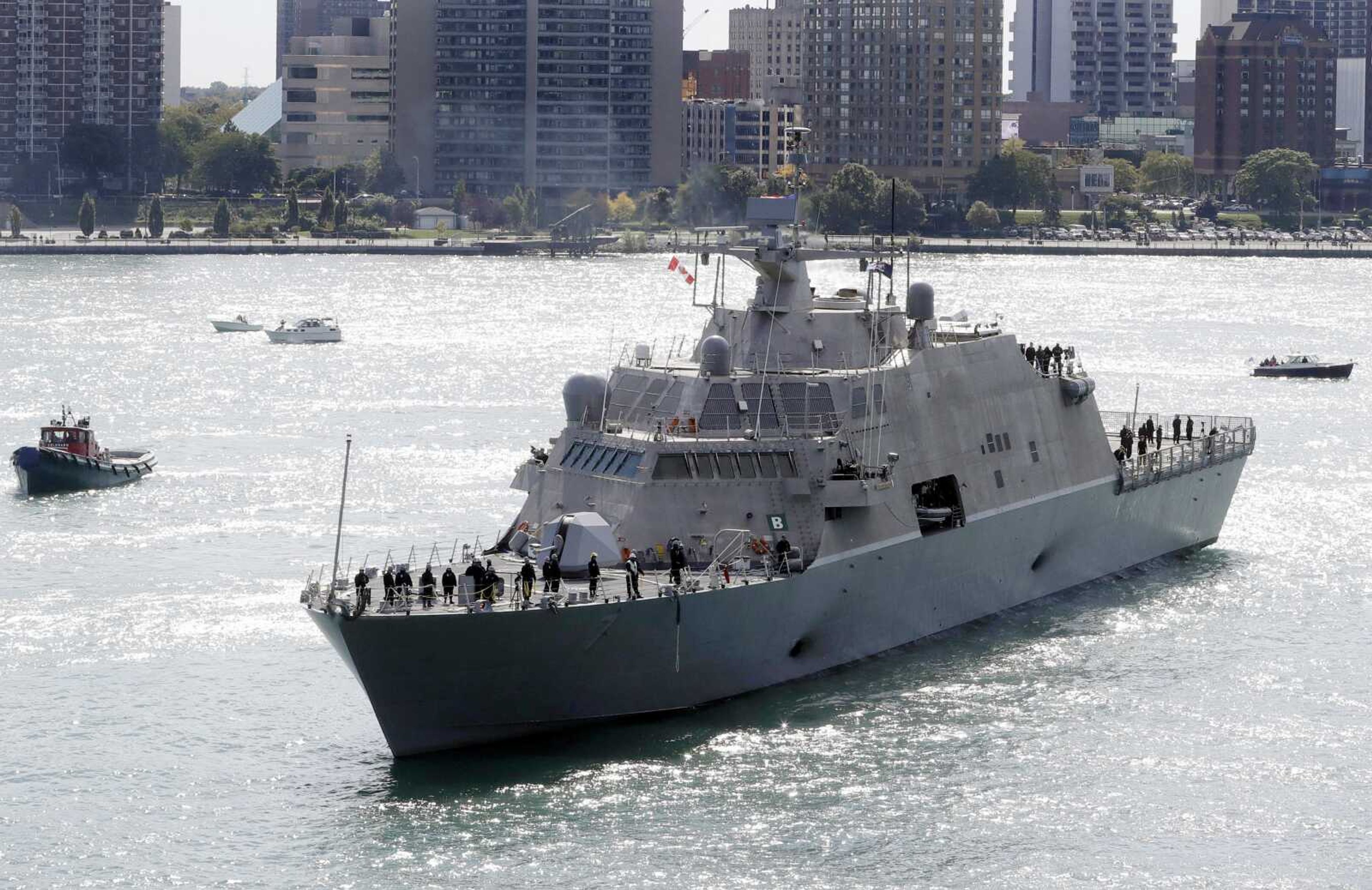 The USS Detroit, a Freedom-class of littoral combat ship, arrives Oct. 14, 2016, in Detroit.