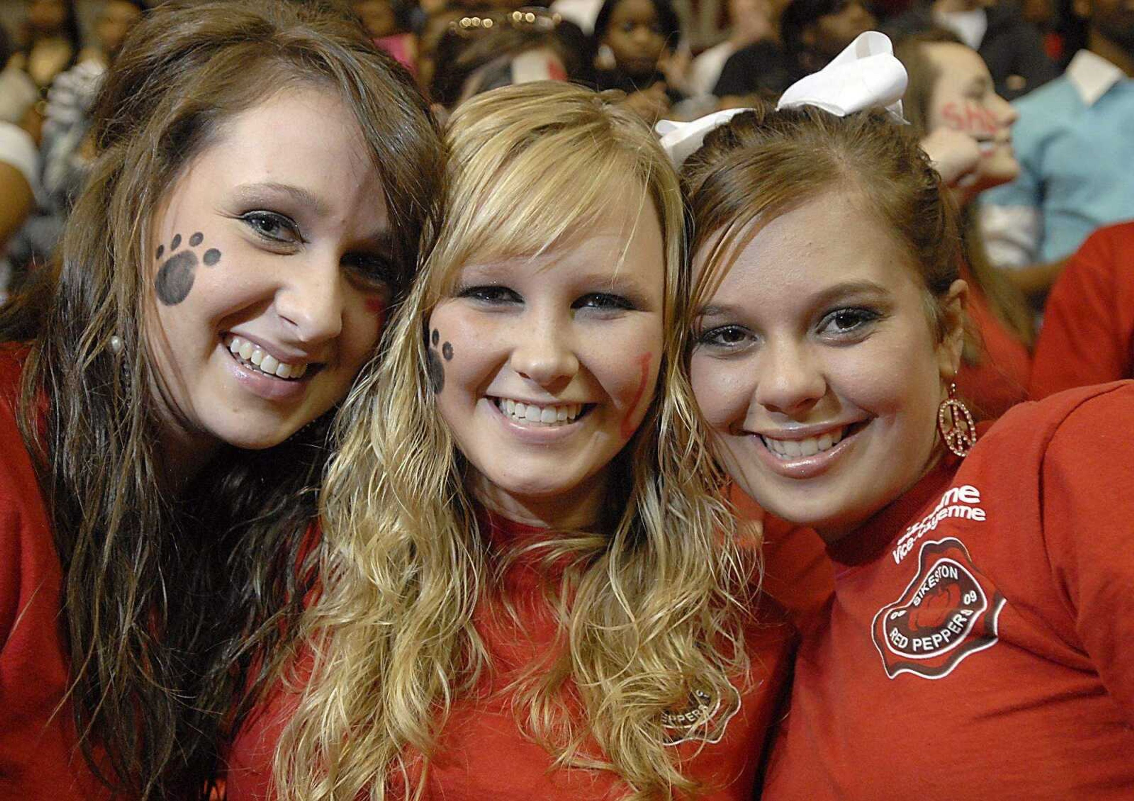 KIT DOYLE ~ kdoyle@semissourian.com
Fans at the Showdown at the Show Me Center.