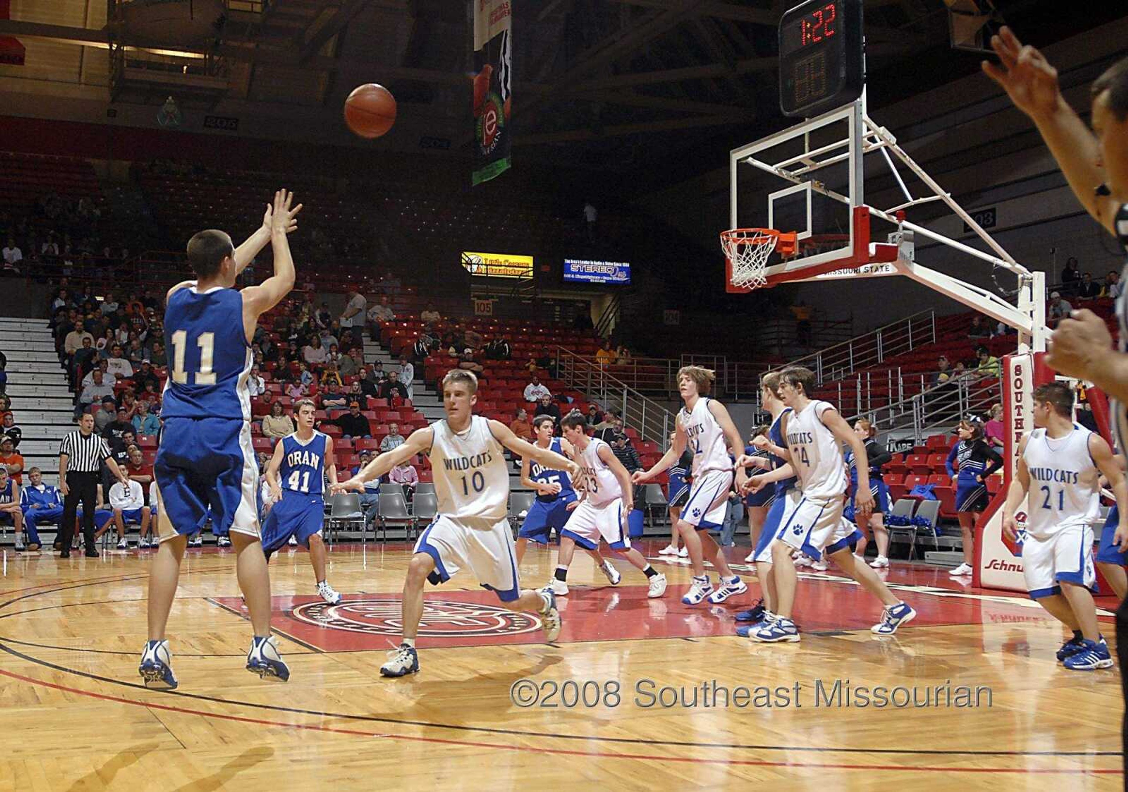 KIT DOYLE ~ kdoyle@semissourian.com
Oran's Kurt Rendleman (11) rifles up a three Friday evening, December 26, 2008, in the first round of the Southeast Missourian Christmas Tournament at the Show Me Center.