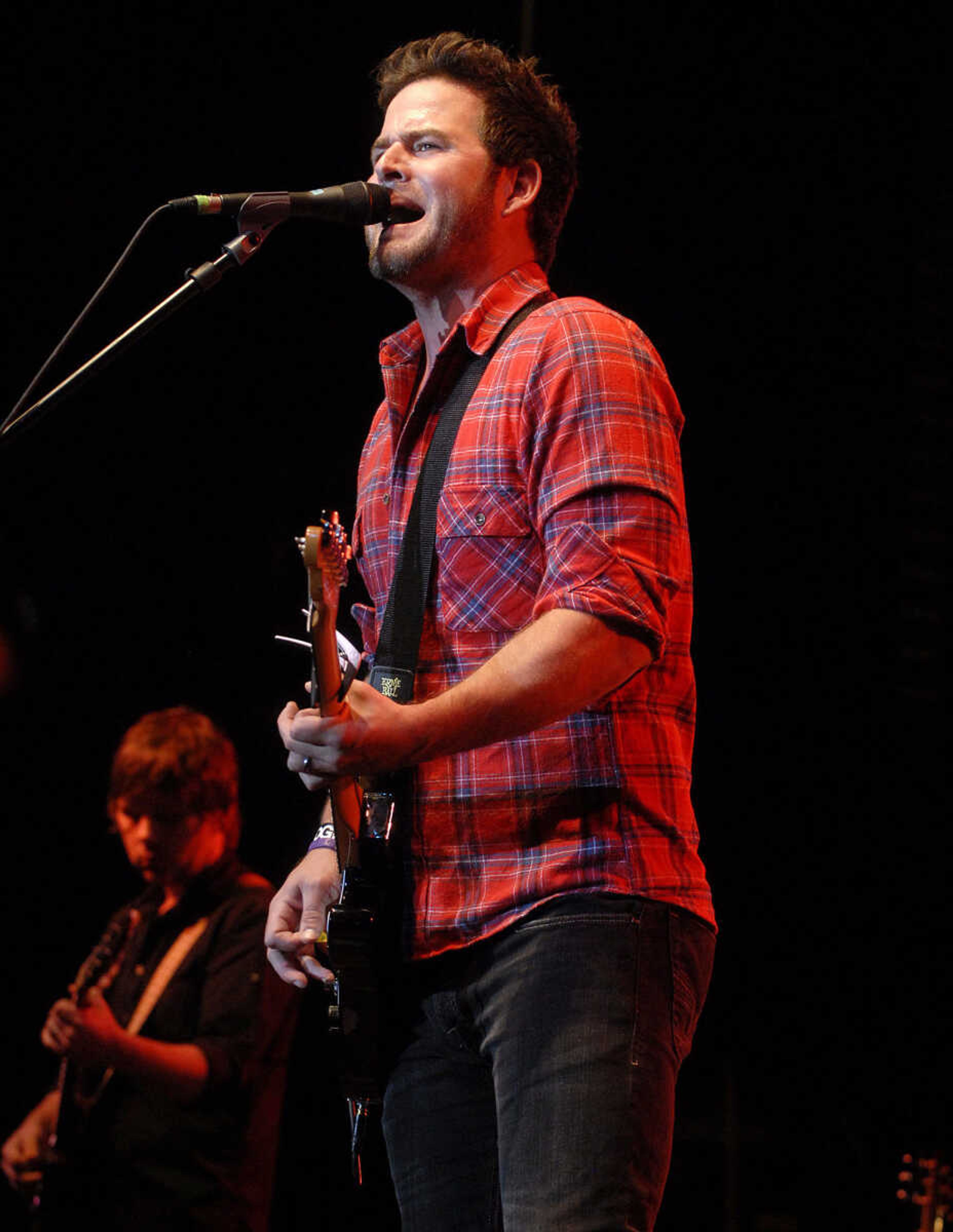 LAURA SIMON ~ lsimon@semissourian.com
Country music singer and Kennett, Mo. native David Nail performs in the grandstand Saturday, September 17, 2011 during the final day of the SEMO District Fair at Arena Park in Cape Girardeau.