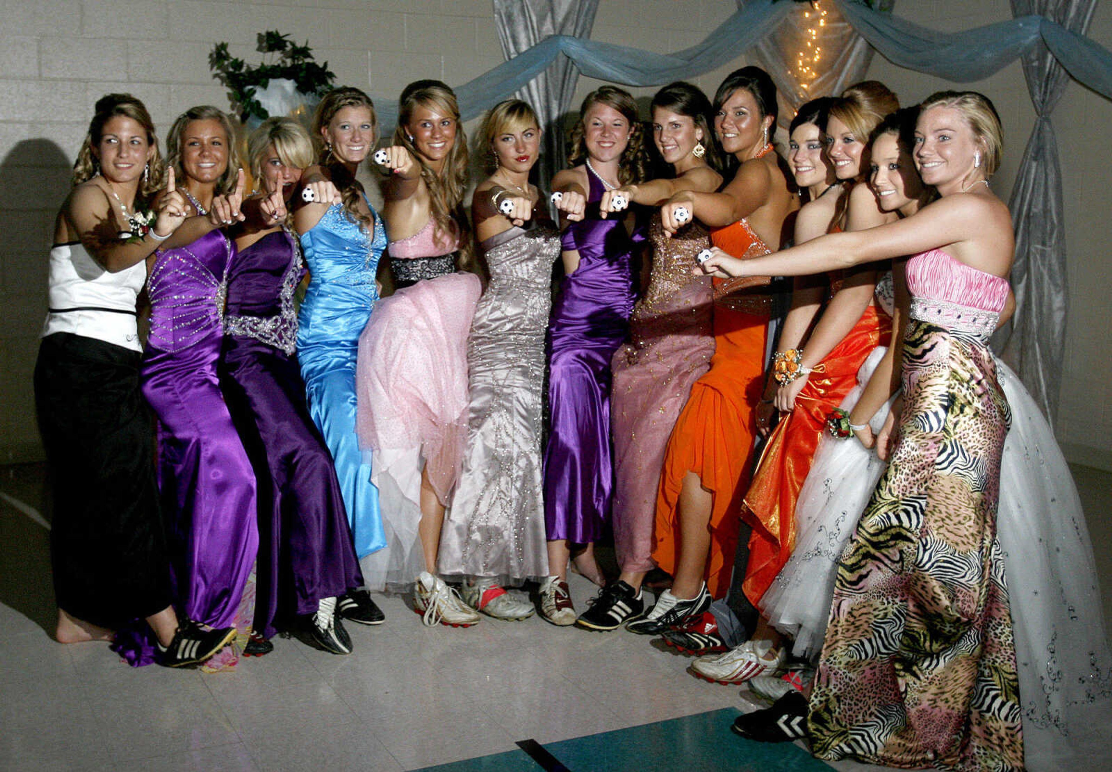 ELIZABETH DODD ~ edodd@semissourian.com
Photos from the 2009 Jackson High School Prom May 9 at the Osage Center.