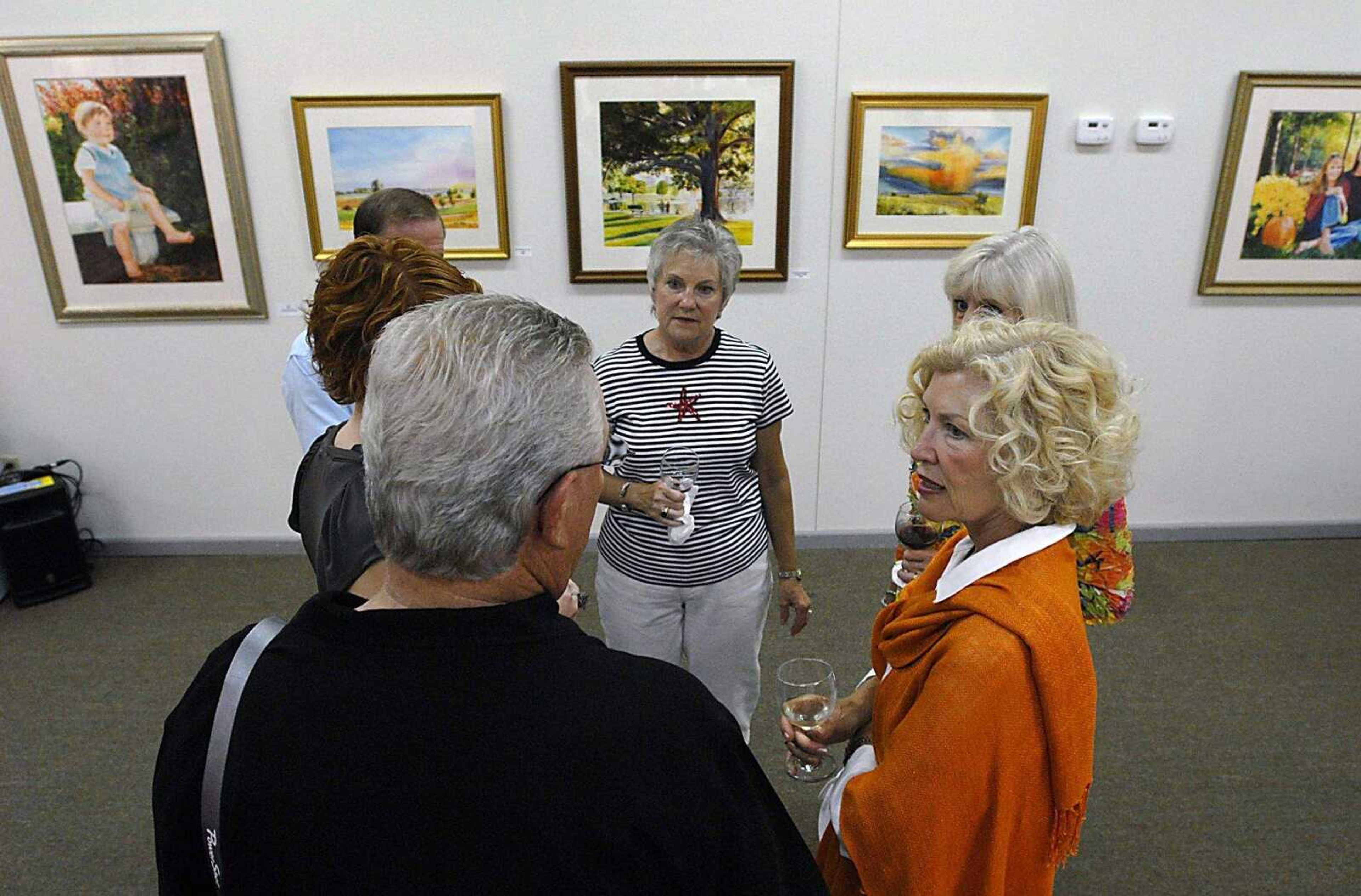 KIT DOYLE ~ kdoyle@semissourian.com
First Friday reception at the Southeast Missouri Arts Council.