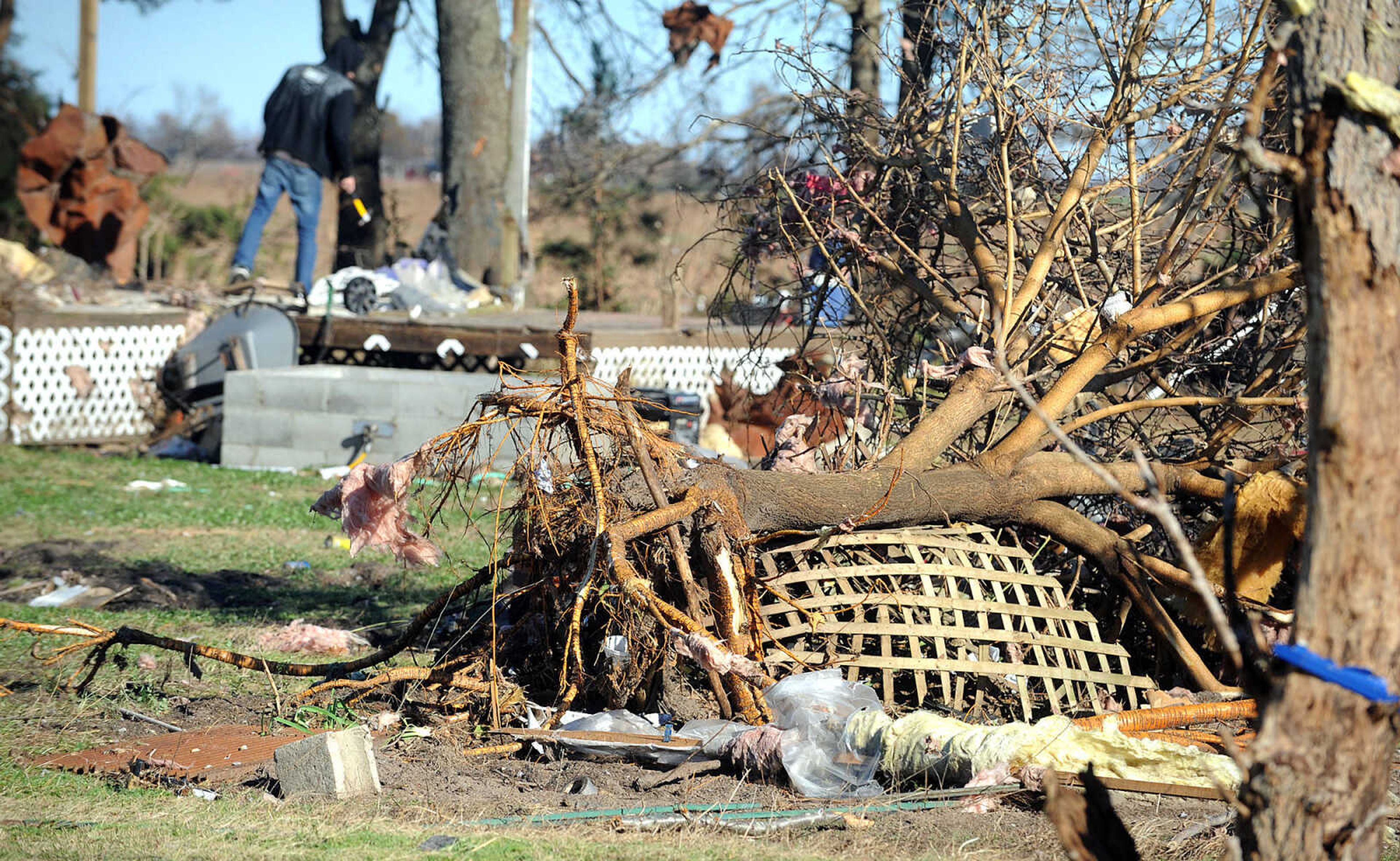 LAURA SIMON ~ lsimon@semissourian.com

Debris and damage from Sunday's severe weather is seen along Scott County Road 507, Monday, Nov. 18, 2013.