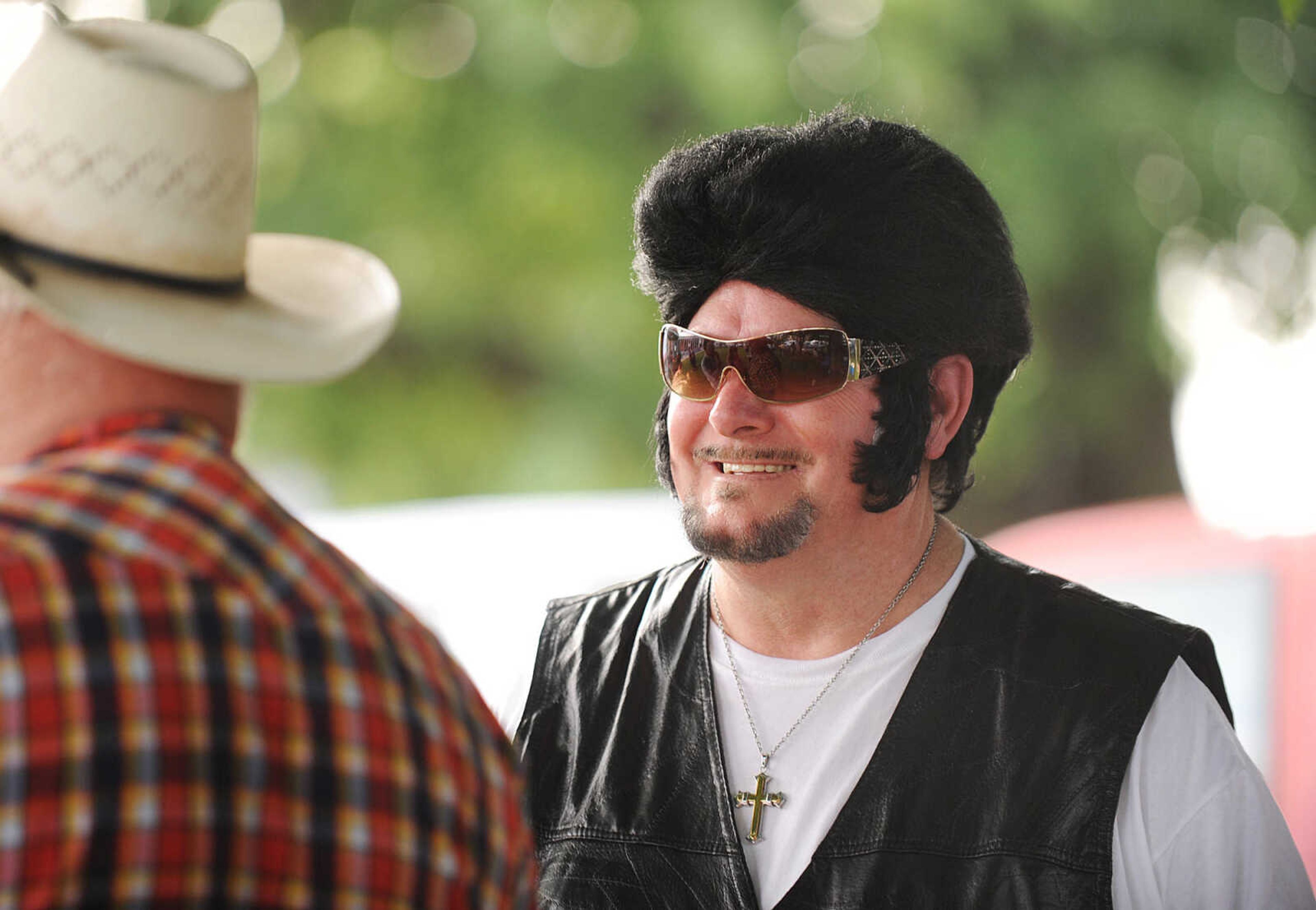 GLENN LANDBERG ~ glandberg@semissourian.com

Bob Collier talks with other participants before taking the stage in the Senior Idols competition Wednesday, July 23, 2014 as part of the Jackson Homecomers.