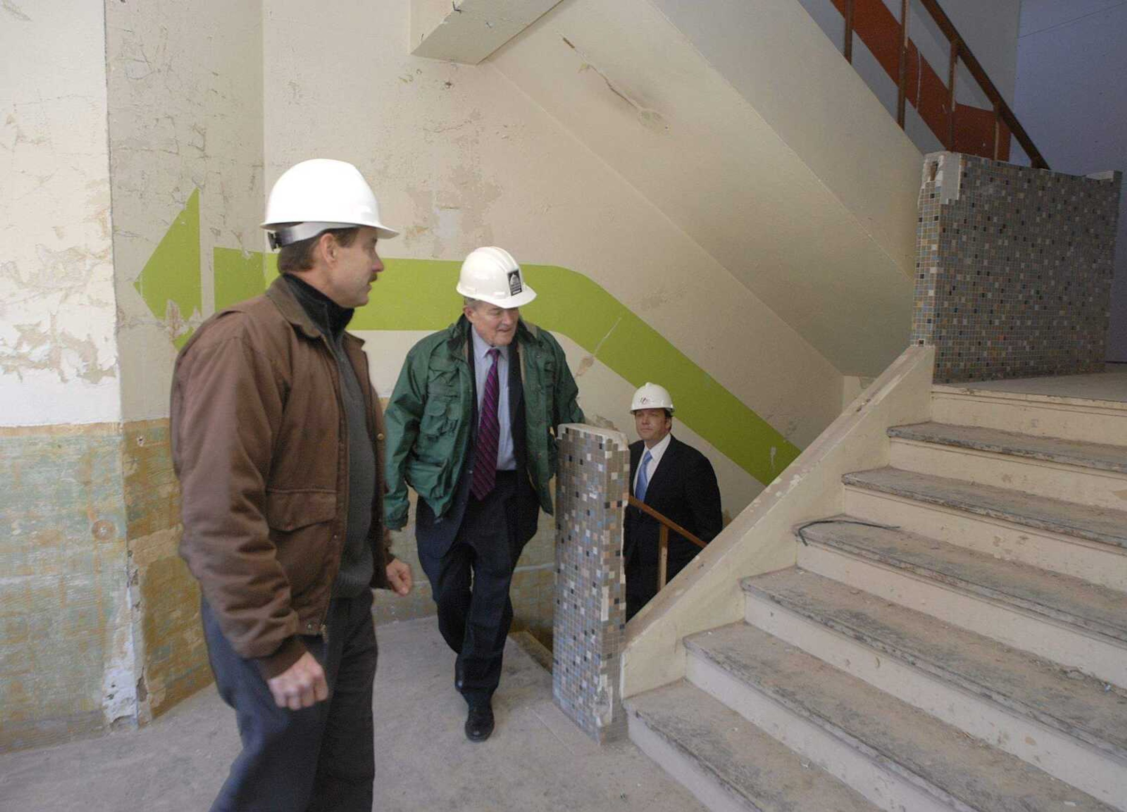 FRED LYNCH ~ flynch@semissourian.com
Senator Kit Bond takes a tour of the old Schultz School building with developer Chad Hartle who is renovating the building into apartments for low-income seniors.