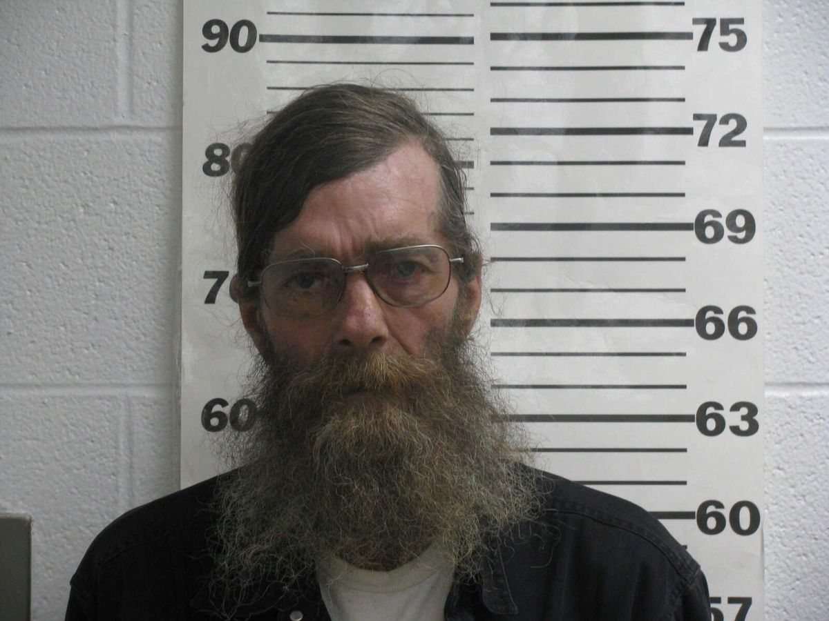 Cape Girardeau man charged with shooting, killing pit bull tied in its...