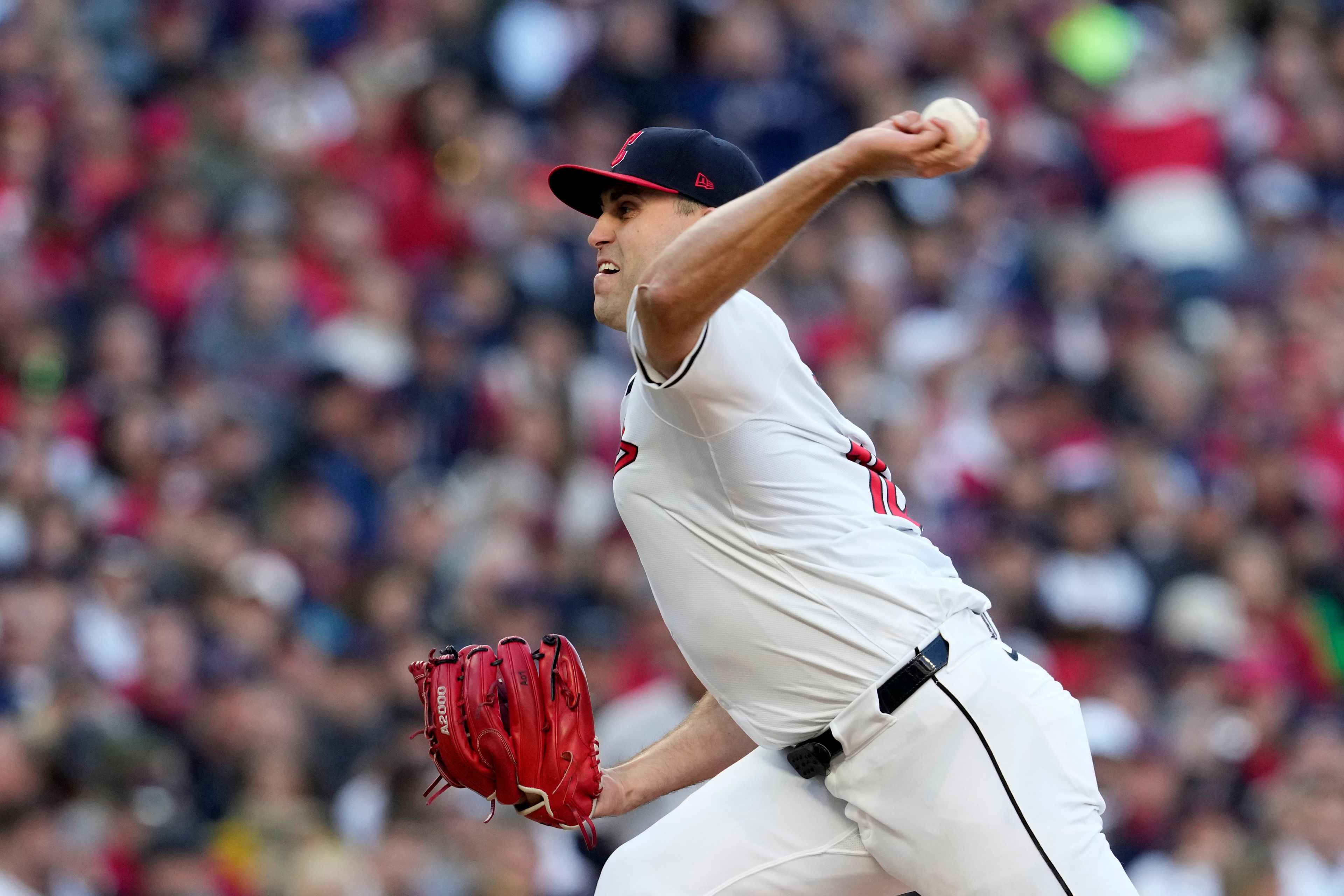 Cleveland Guardians starting pitcher Matthew Boyd throws against the New York Yankees during the second inning in Game 3 of the baseball AL Championship Series Thursday, Oct. 17, 2024, in Cleveland.(AP Photo/Godofredo Vásquez )