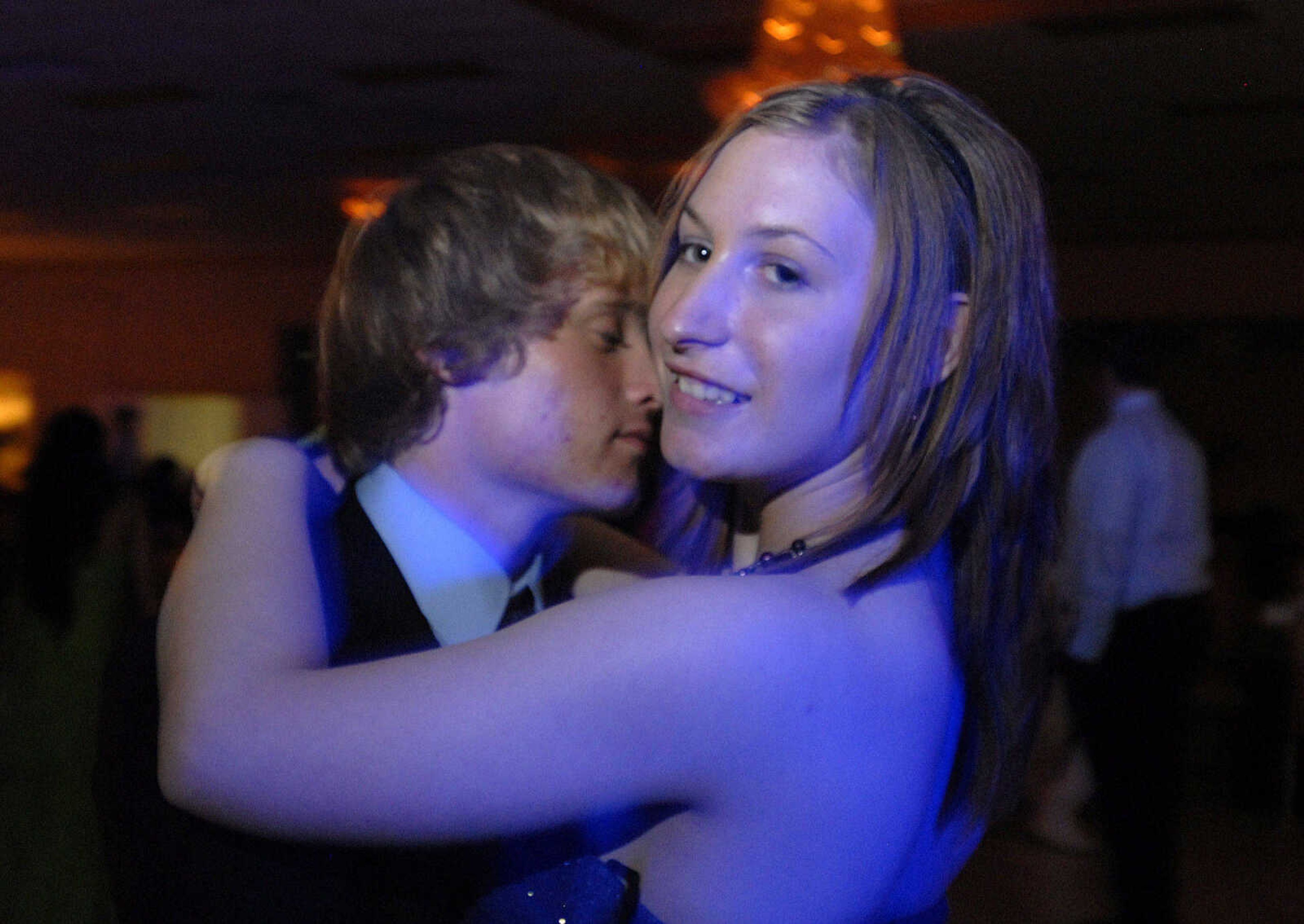 LAURA SIMON~lsimon@semissourian.com
Cape Central High School "Arabian Nights" Prom May 1, 2010.