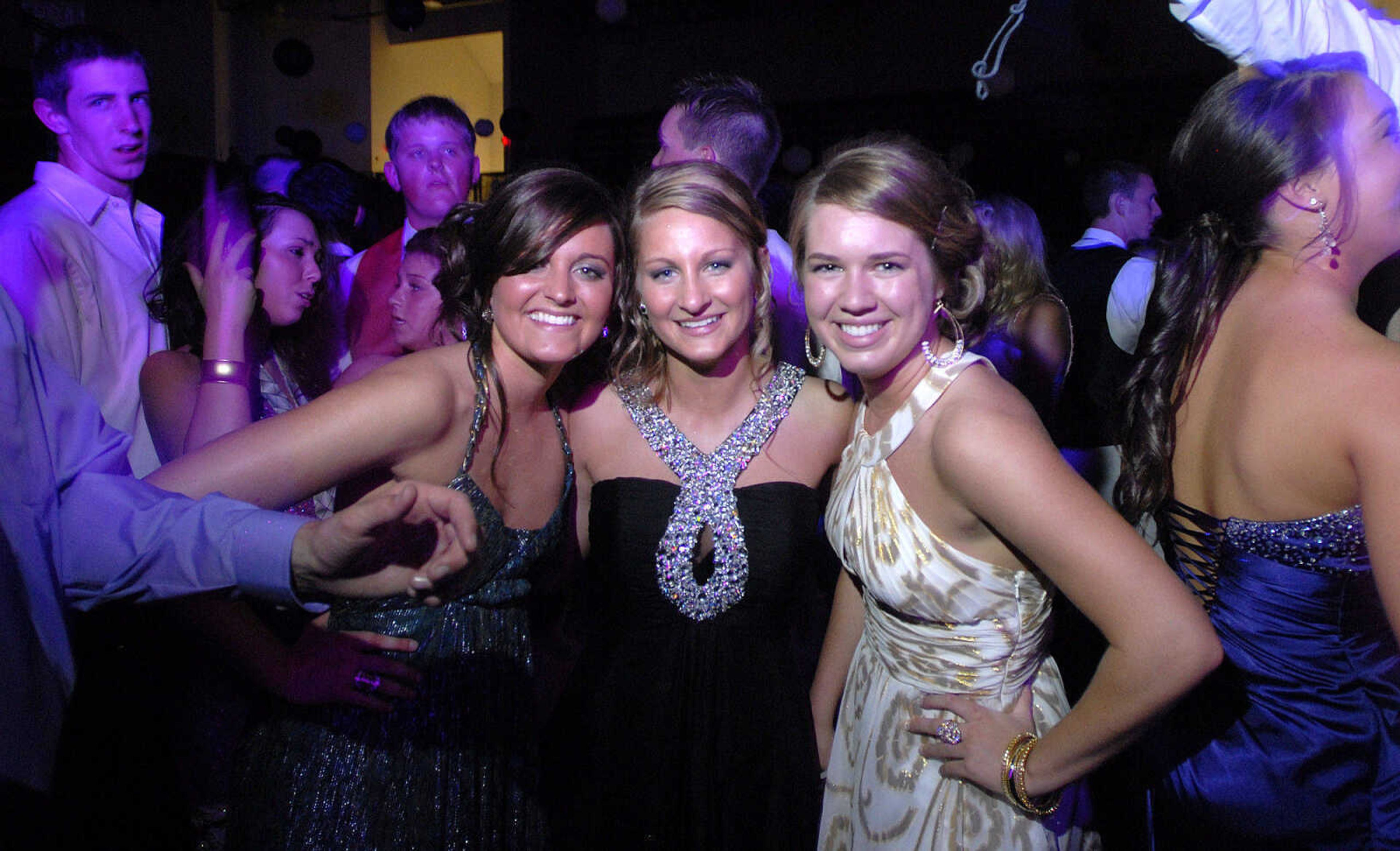 LAURA SIMON~lsimon@semissourian.com
Jackson High School Prom Saturday, May 8, 2010.