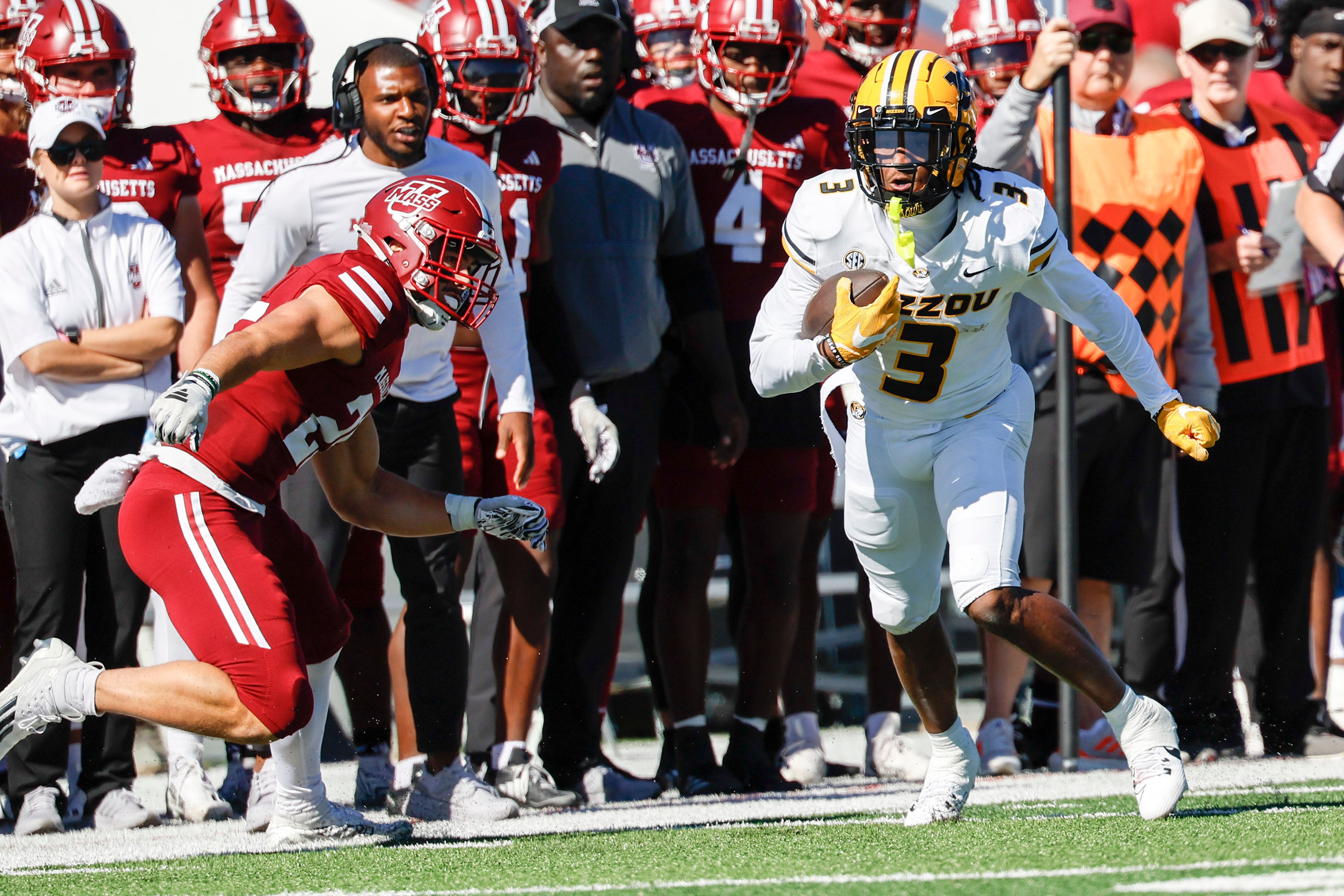 Missouri wide receiver Luther Burden III (3) carries the ball during the first half of an NCAA football game against Massachusetts, Saturday, Oct. 12, 2024, in Amherst, Mass. (AP Photo/Greg M. Cooper)