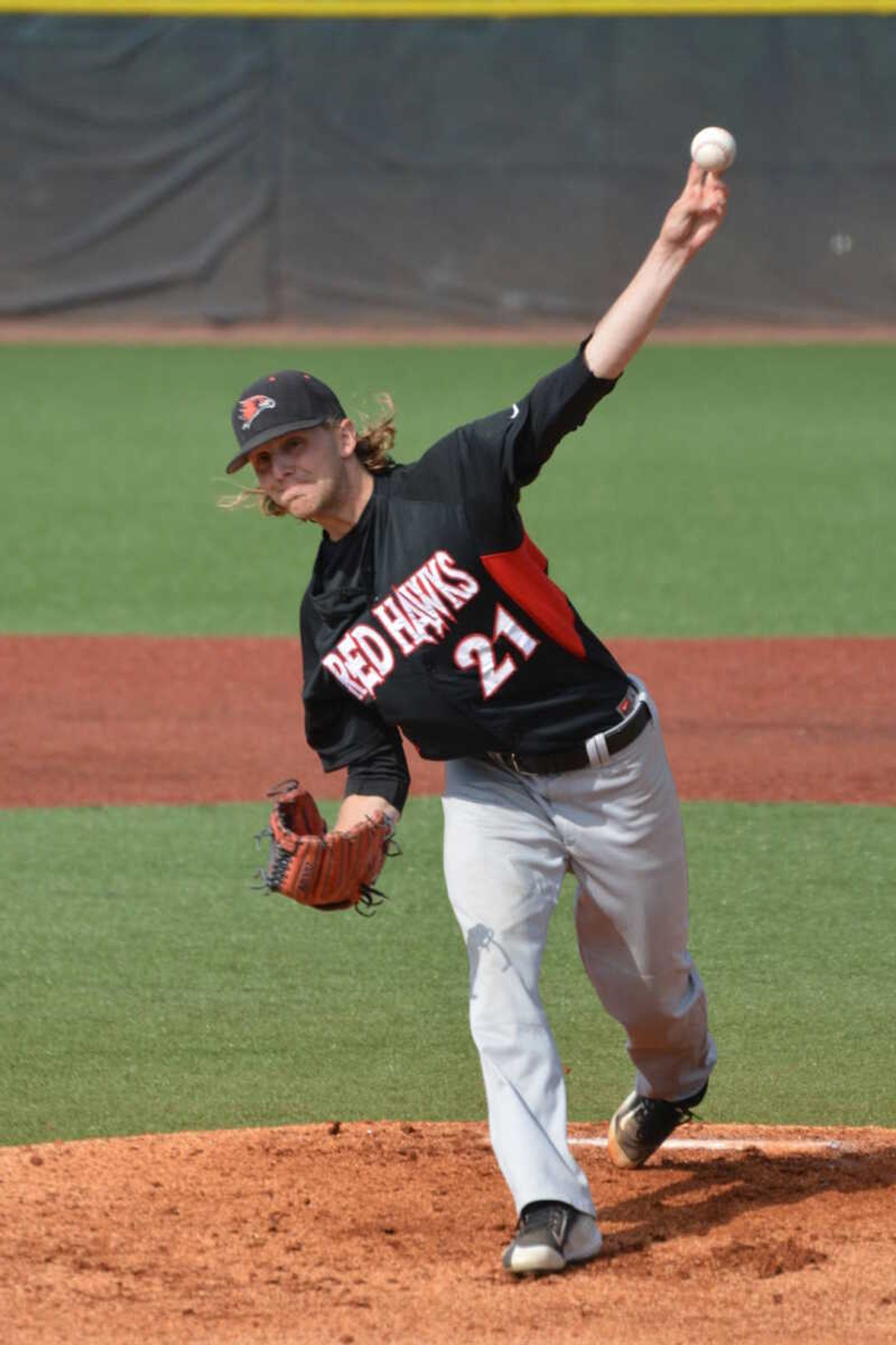 Southeast Missouri State starting pitcher Alex Winkelman delivers a pitch during Friday's game against Belmont. (Wayne McPherson)