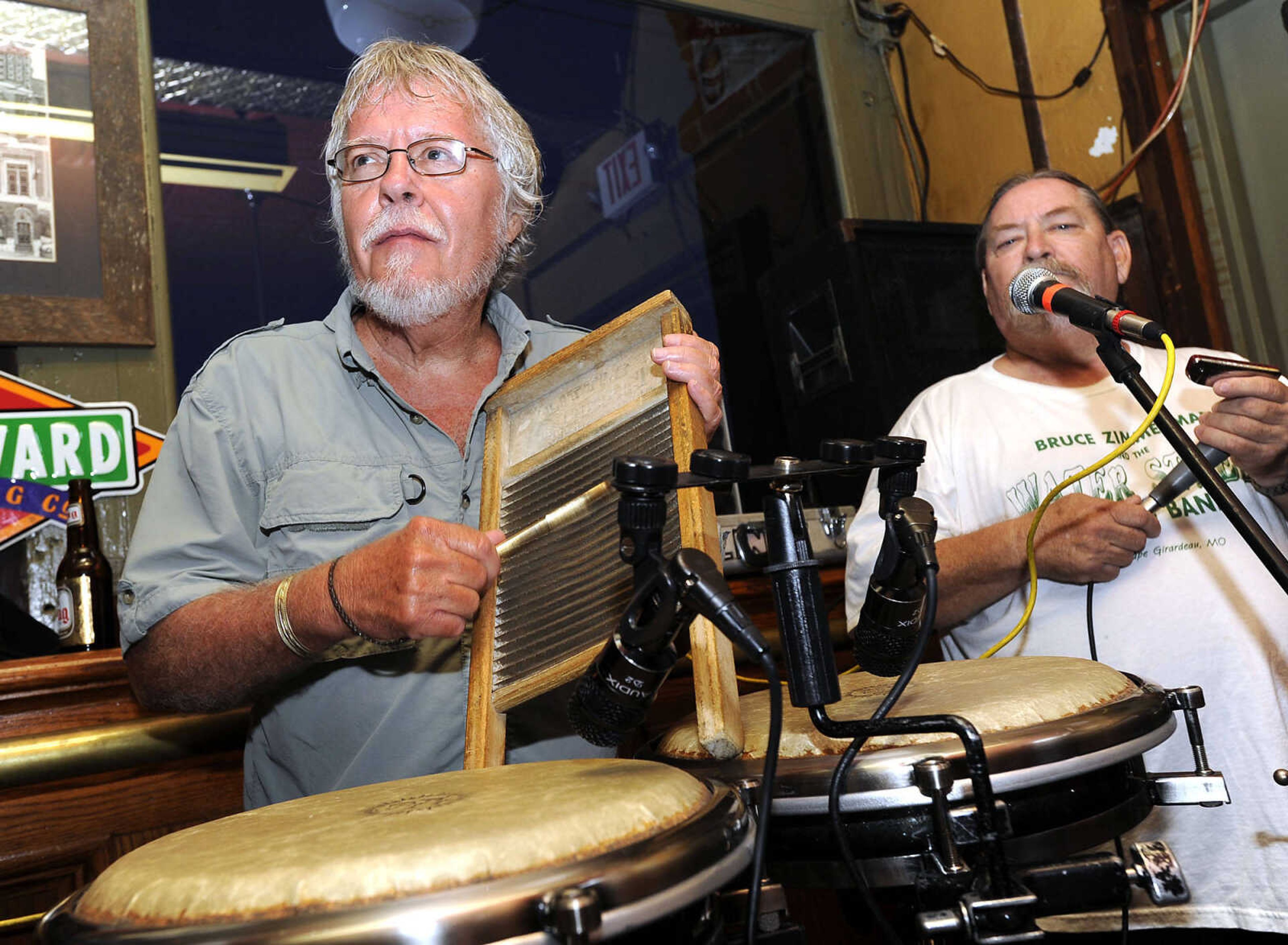 FRED LYNCH ~ flynch@semissourian.com
Don Greenwood, left, and Les Lindy perform with the Water Street Band Sunday, July 12, 2015 at Port Cape Girardeau.