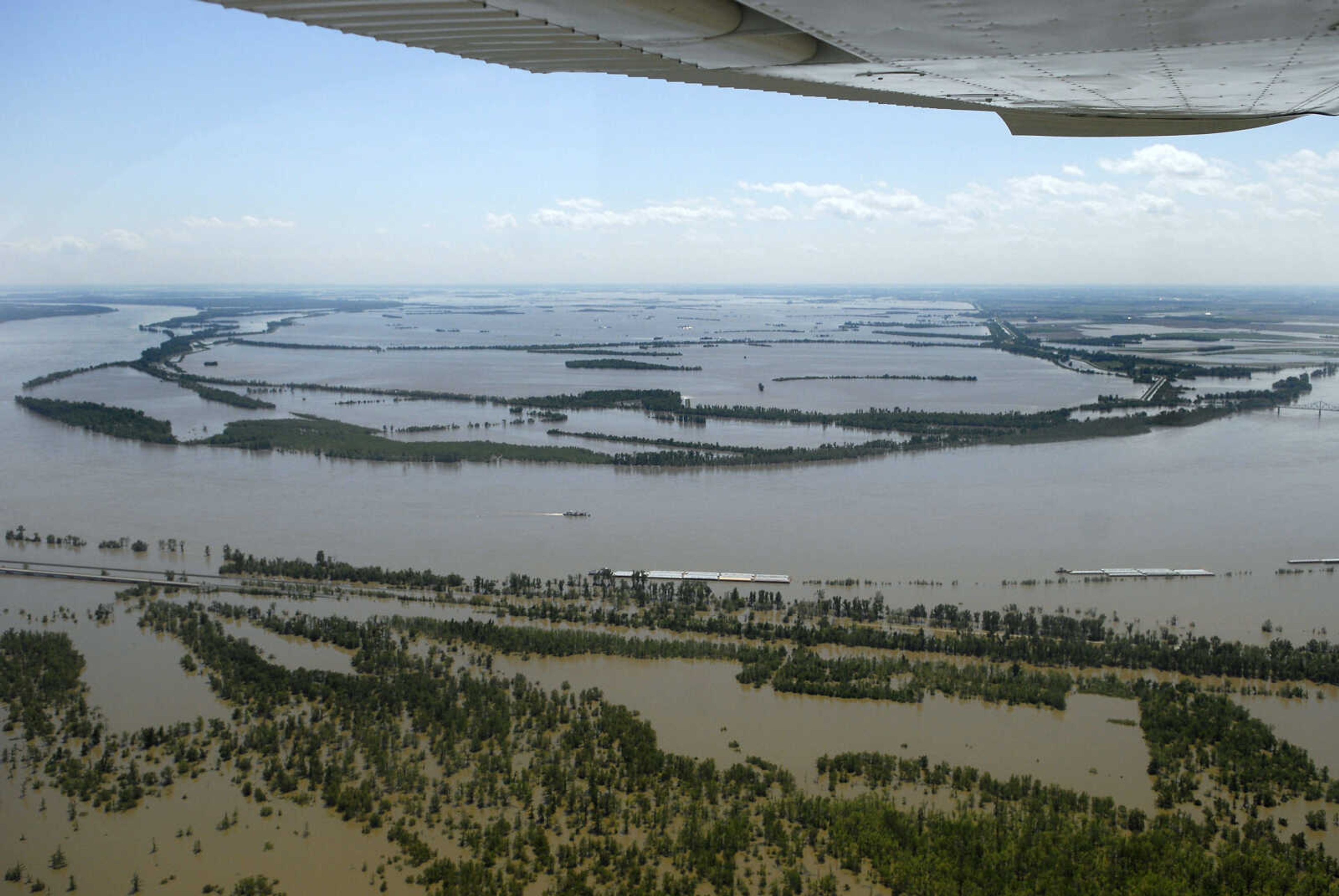 KRISTIN EBERTS ~ keberts@semissourian.com

Looking south from Cairo, Ill., towards the outline of Birds Point levee, which now encloses flooded farmland.