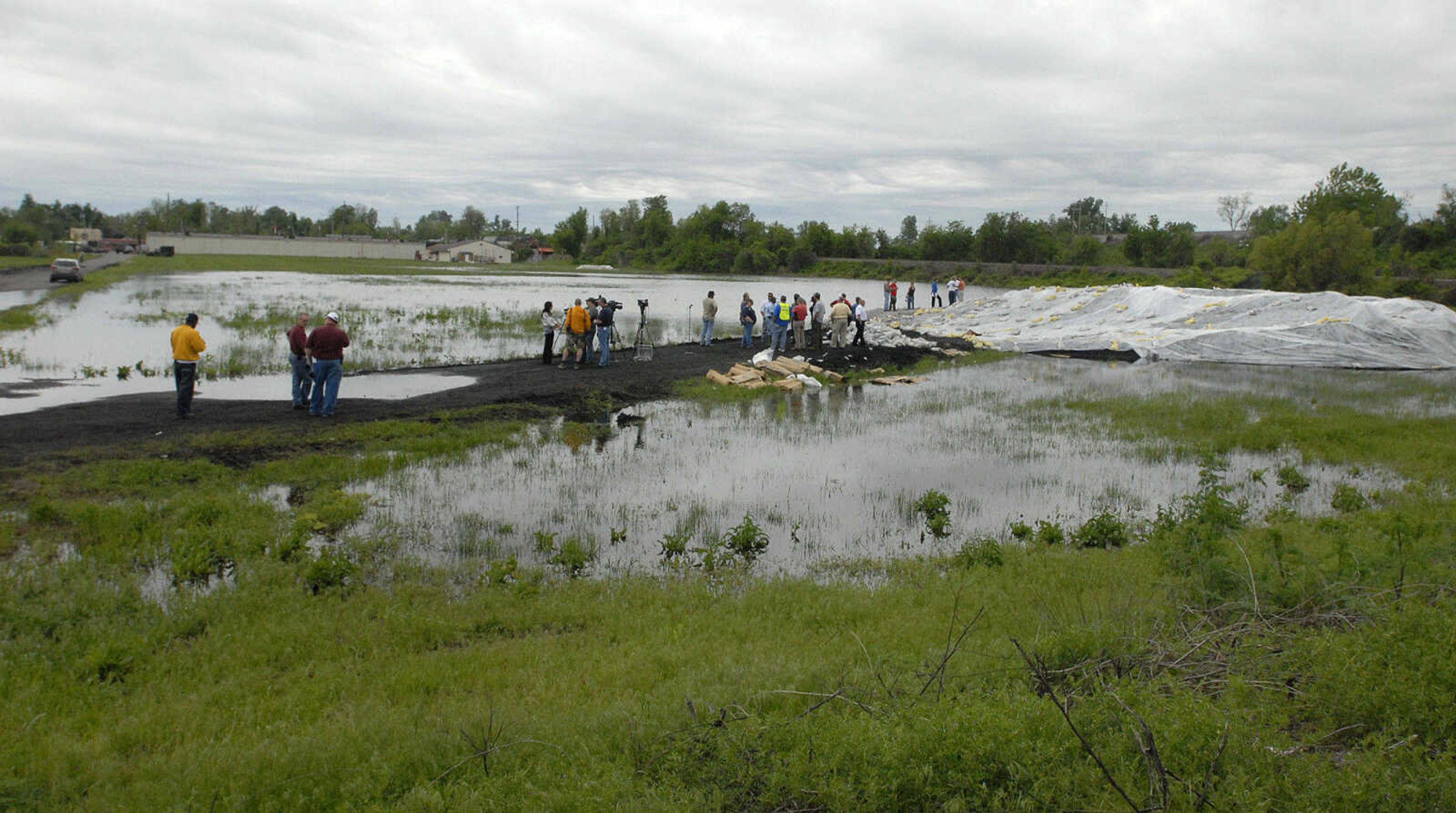 A large sand boil has appeared near a levee in Cairo, Ill. (Laura Simon)