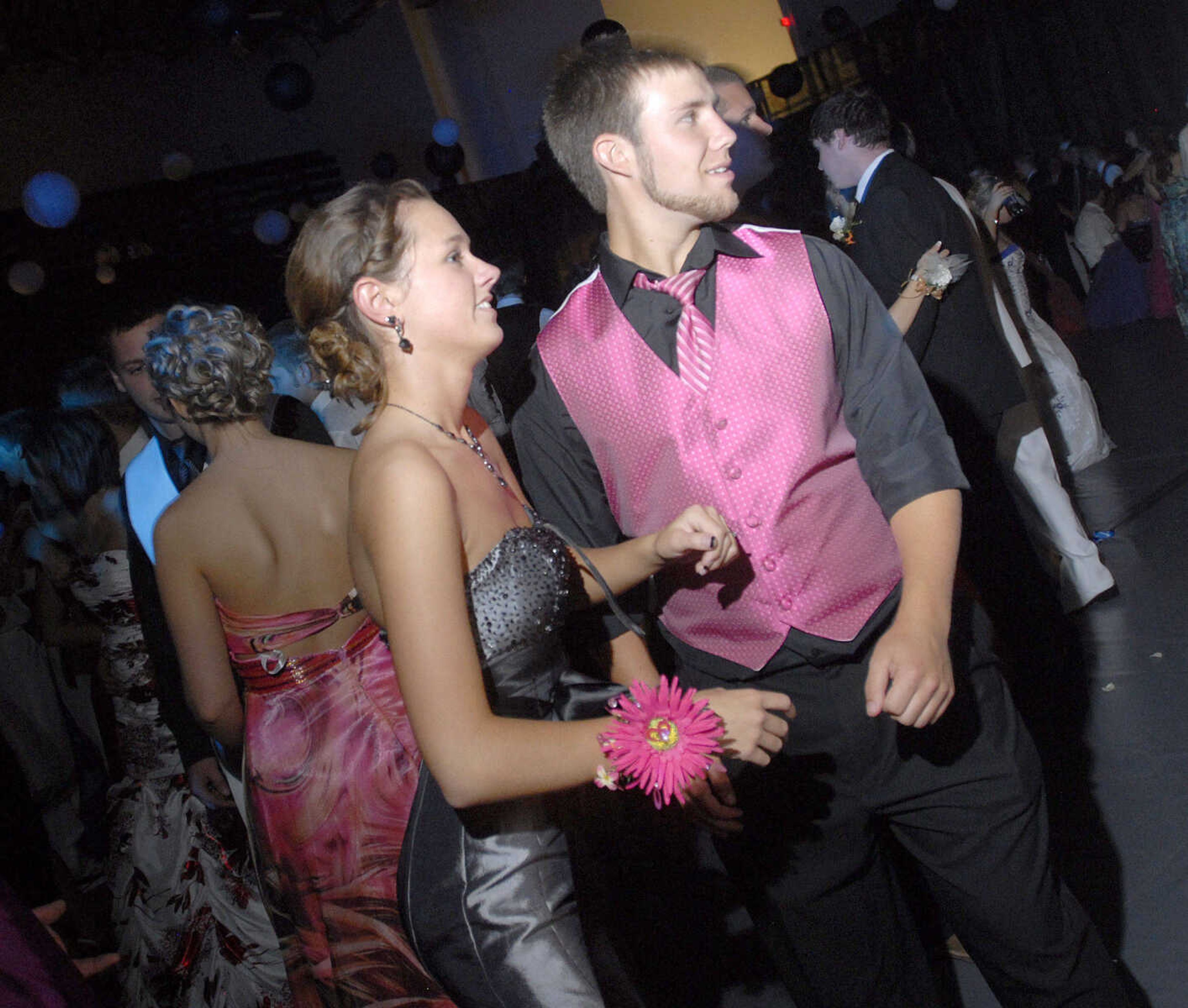 LAURA SIMON~lsimon@semissourian.com
Jackson High School Prom Saturday, May 8, 2010.