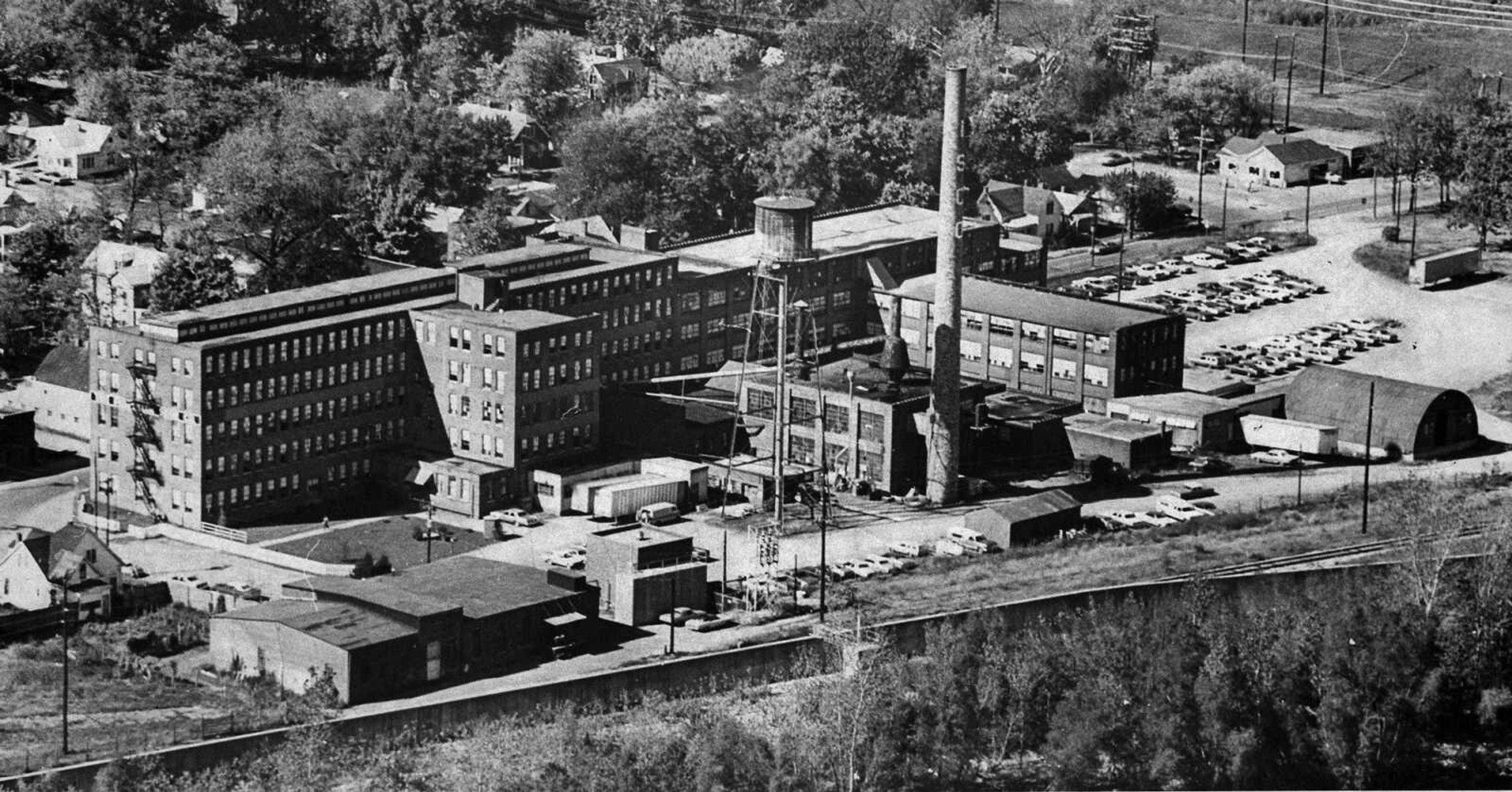 Florsheim Shoe Co. on North Main Street, 1978. View from the southeast.