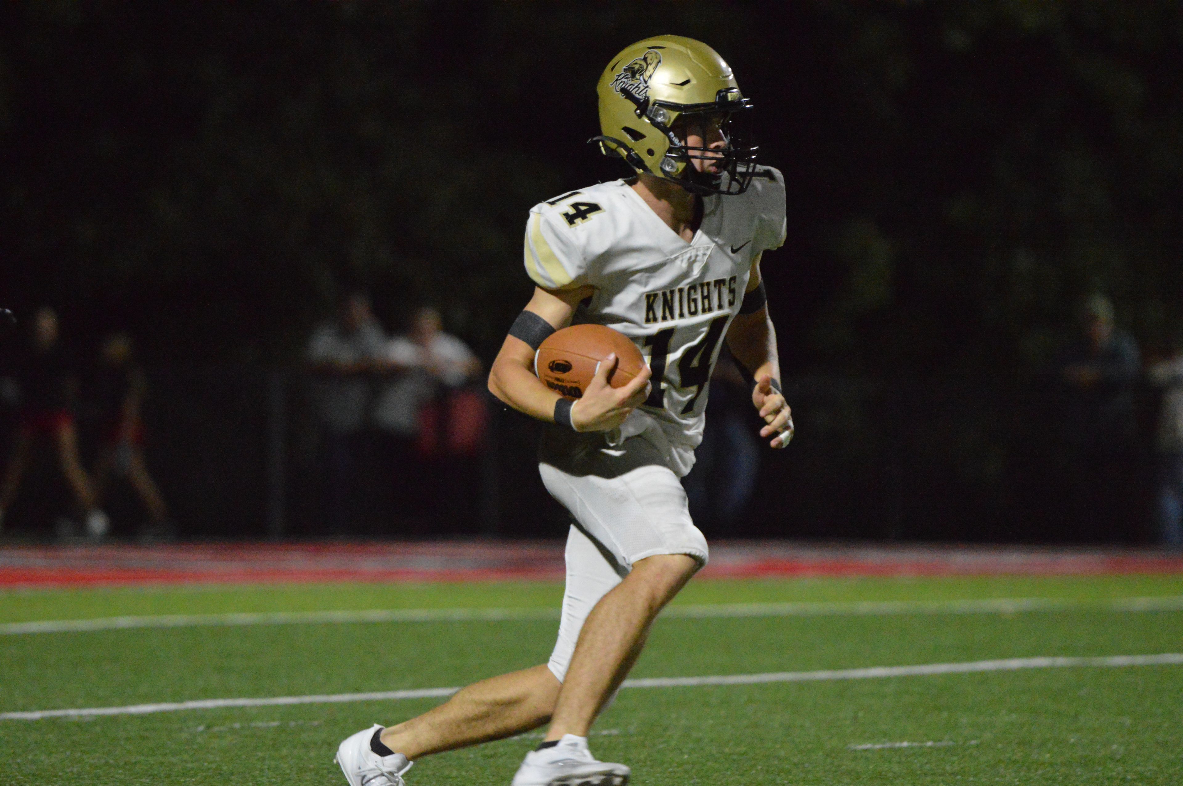 Farmington senior running back Bryson Logan returns a kickoff against Jackson on Friday, Sept. 20.