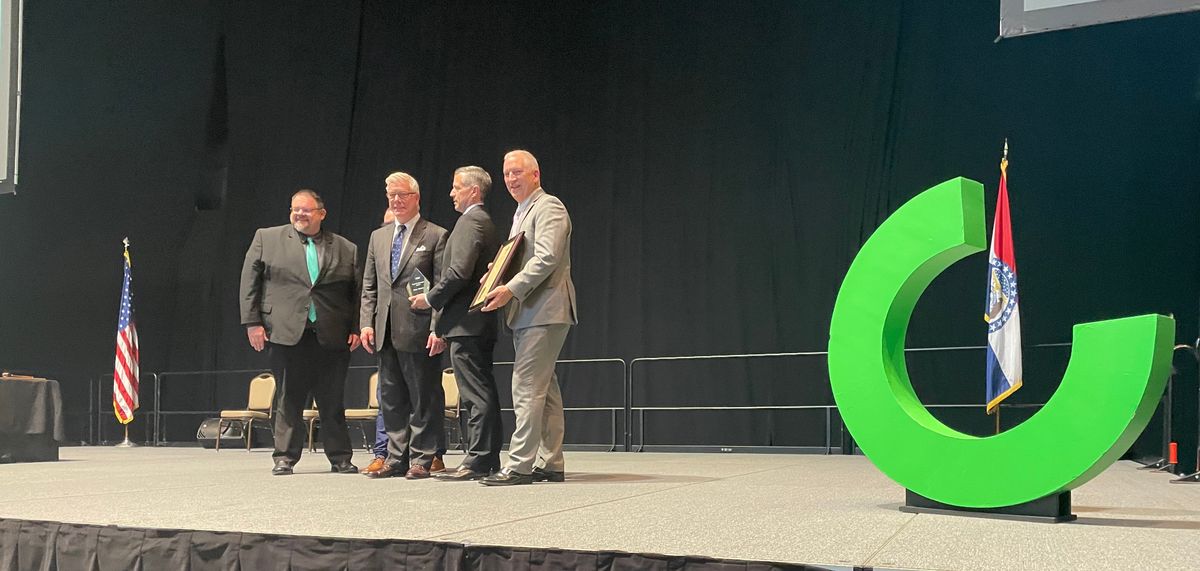 Cape Chamber honors Peter Kinder, others at annual dinner