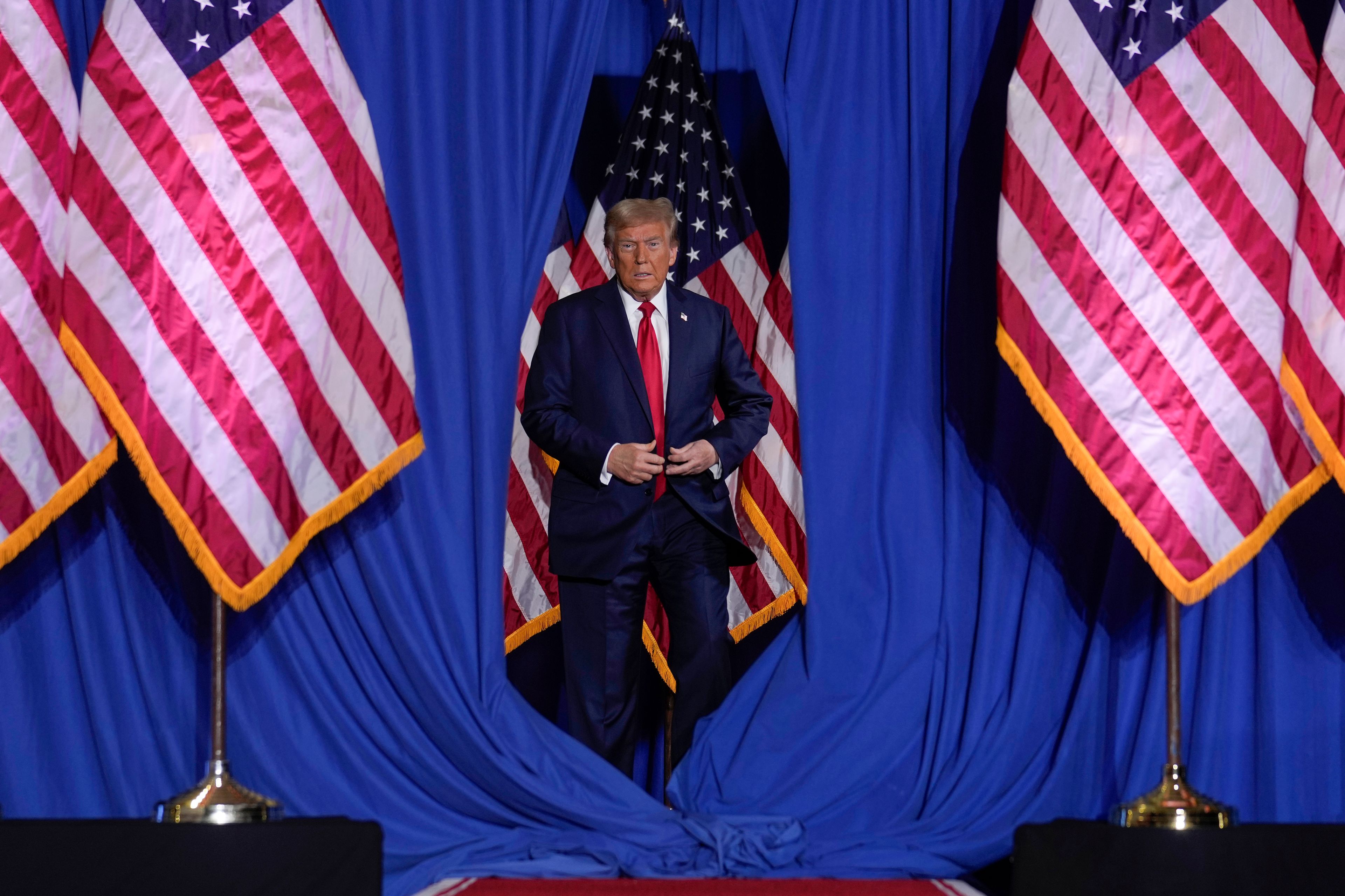 Republican presidential nominee former President Donald Trump arrives for a campaign event, Sunday, Sept. 29, 2024, in Erie, Pa. (AP Photo/Matt Rourke)