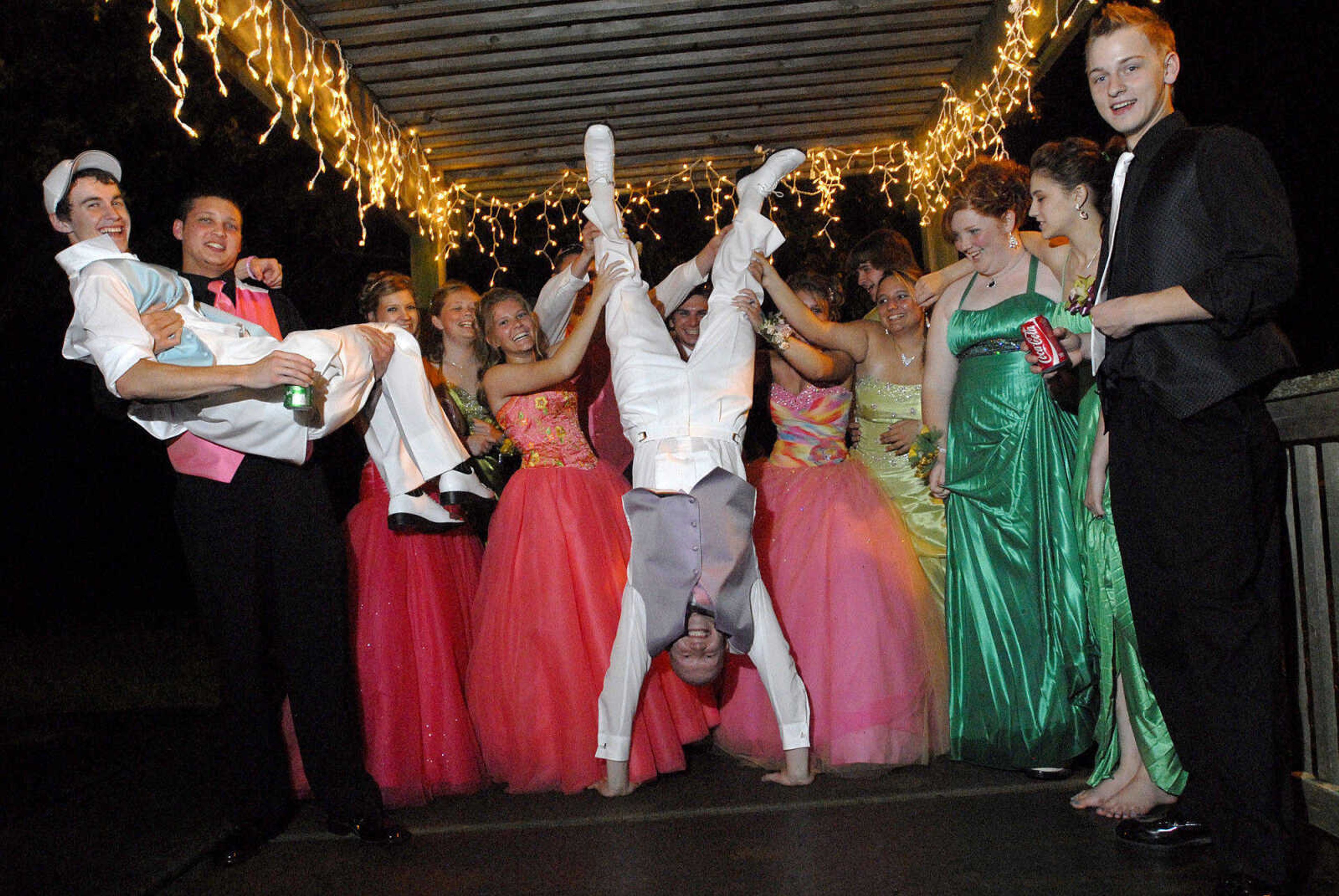 LAURA SIMON~lsimon@semissourian.com
Meadow Heights' prom "A Night to Remember" was held Saturday, April 30, 2011 at Deerfield Lodge.