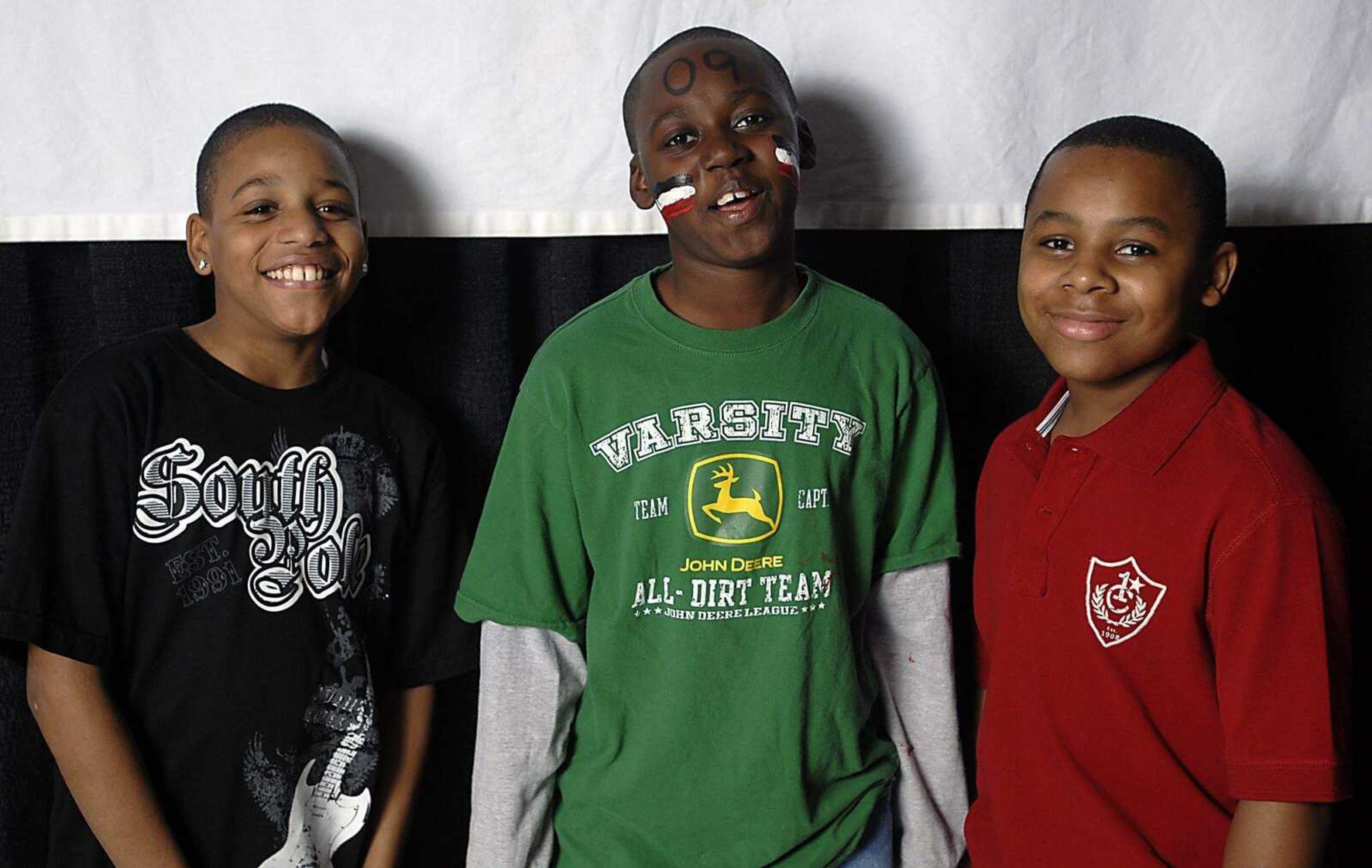 KIT DOYLE ~ kdoyle@semissourian.com
Fans at the Showdown at the Show Me Center.