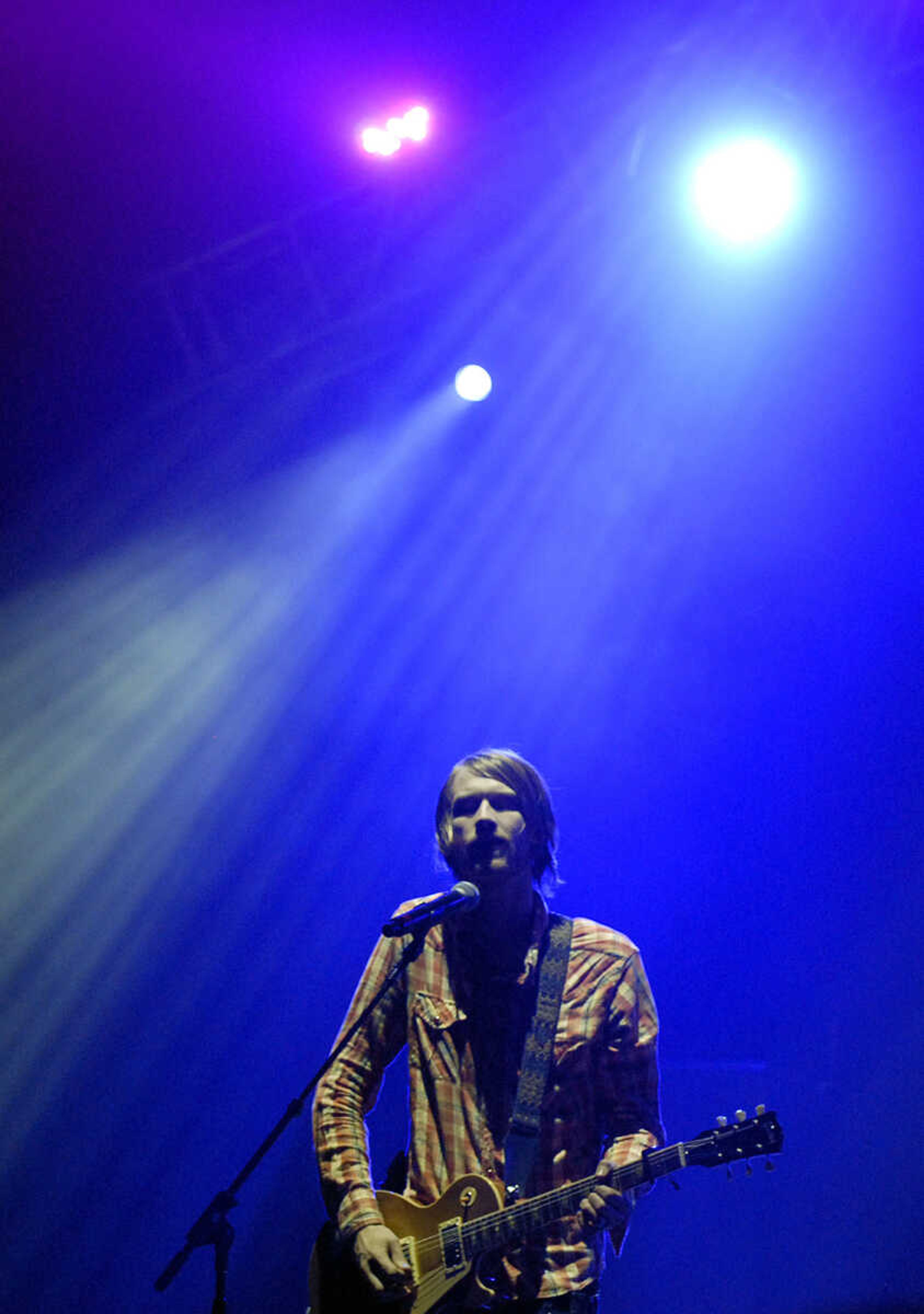 LAURA SIMON~lsimon@semissourian.com
Matt Maher performs Friday, January 28, 2011 during the Rock and Worship Roadshow 2011 tour at the Show Me Center in Cape Girardeau.