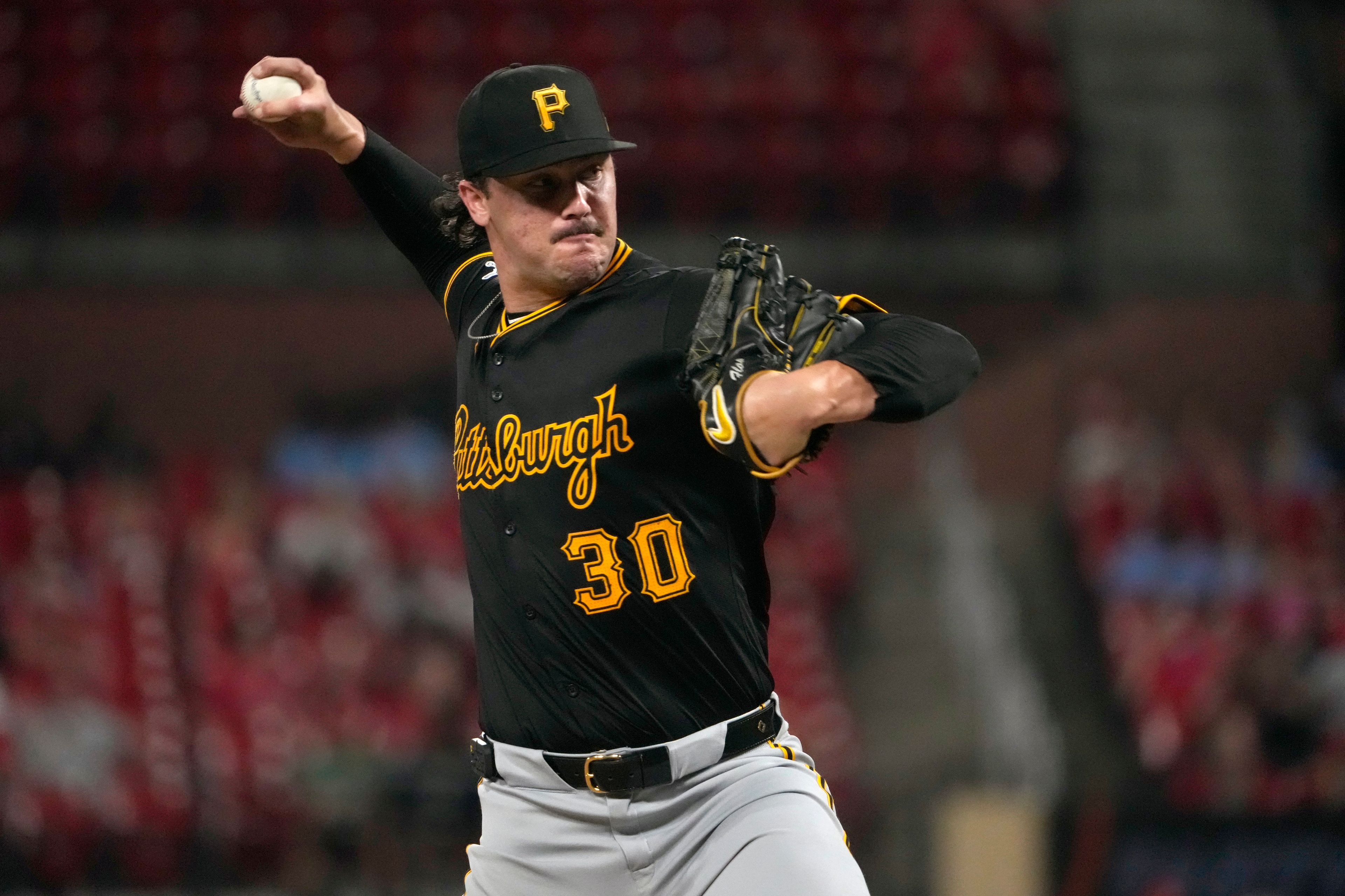 Pittsburgh Pirates starting pitcher Paul Skenes throws during the fourth inning of a baseball game against the St. Louis Cardinals Monday, Sept. 16, 2024, in St. Louis. (AP Photo/Jeff Roberson)