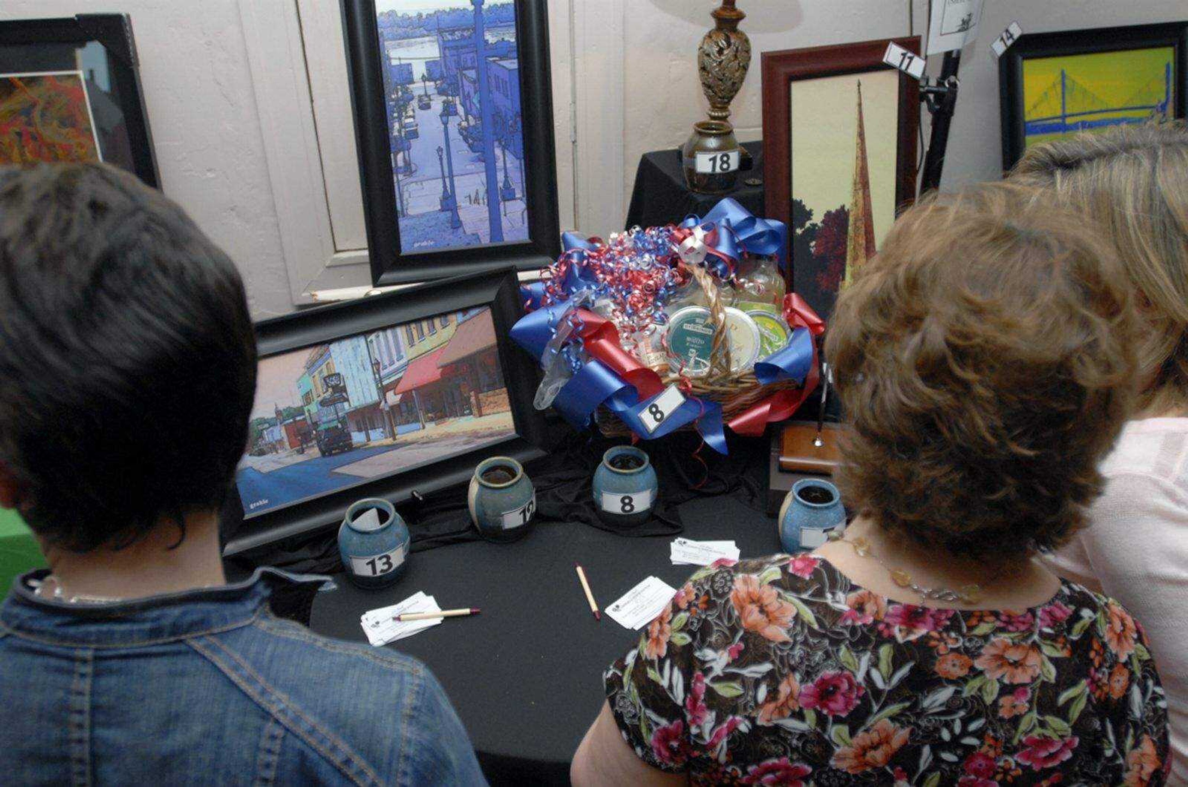 KIT DOYLE ~ kdoyle@semissourian.com
Old Town Cape's 21st annual Charles L. Hutson Auction Friday, May 2, 2008, at Buckner Brewing Company in Cape Girardeau.