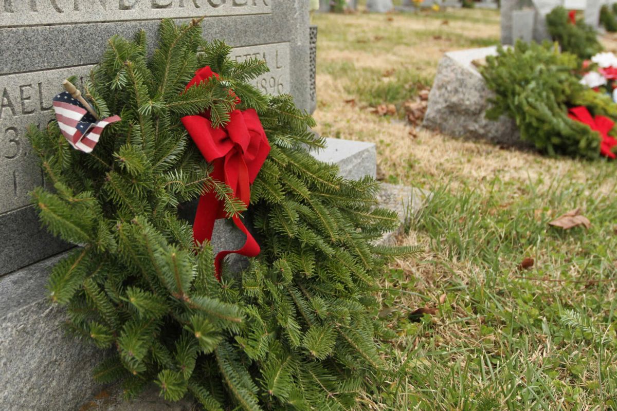 Missouri's National Veterans Memorial hosts Wreaths Across America