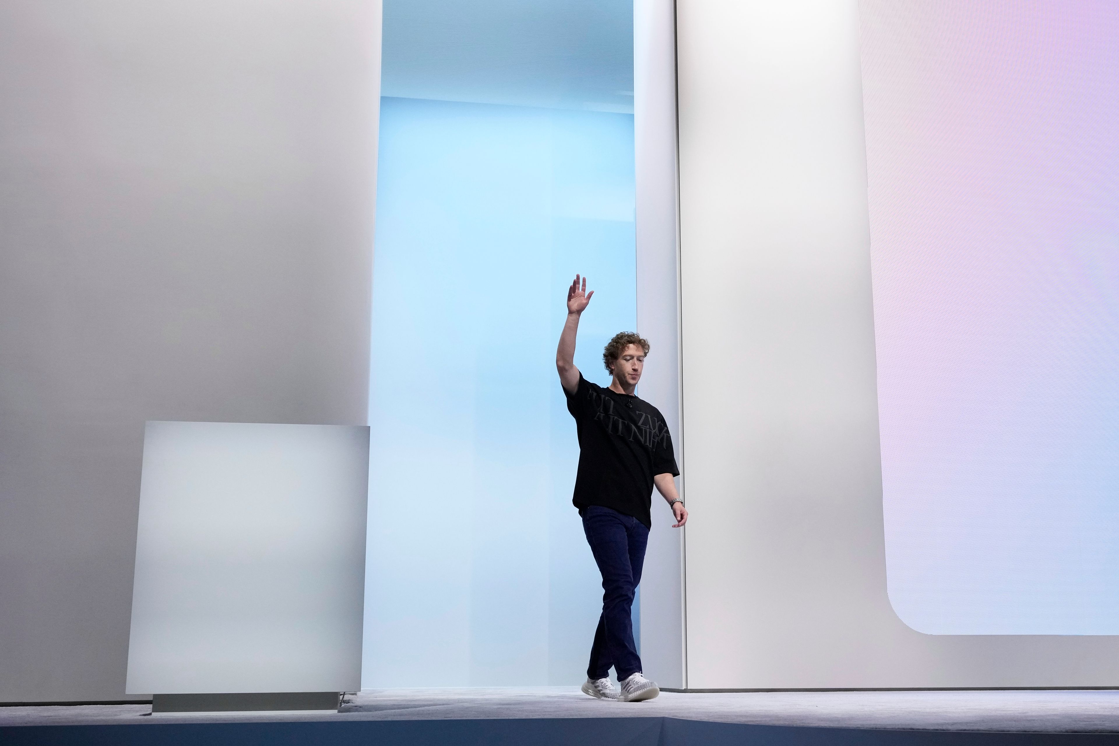 Mark Zuckerberg is introduced at the start of the Meta Connect conference, Wednesday, Sept. 25, 2024, in Menlo Park, Calif. (AP Photo/Godofredo A. Vásquez)