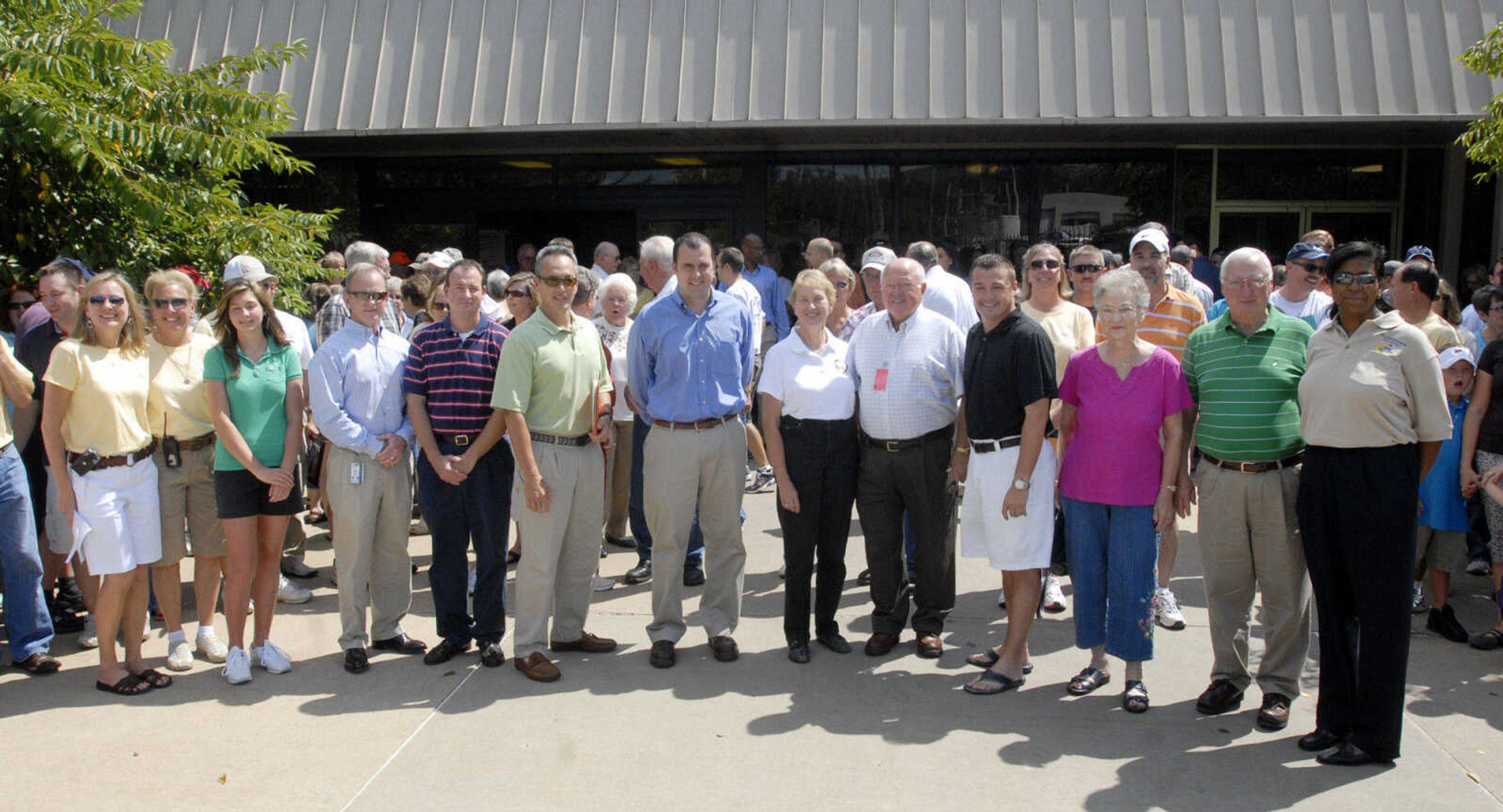 KIT DOYLE ~ kdoyle@semissourian.com
Dignitaries for the Procter & Gamble 40 Year Celebration at the Cape Girardeau Plant.