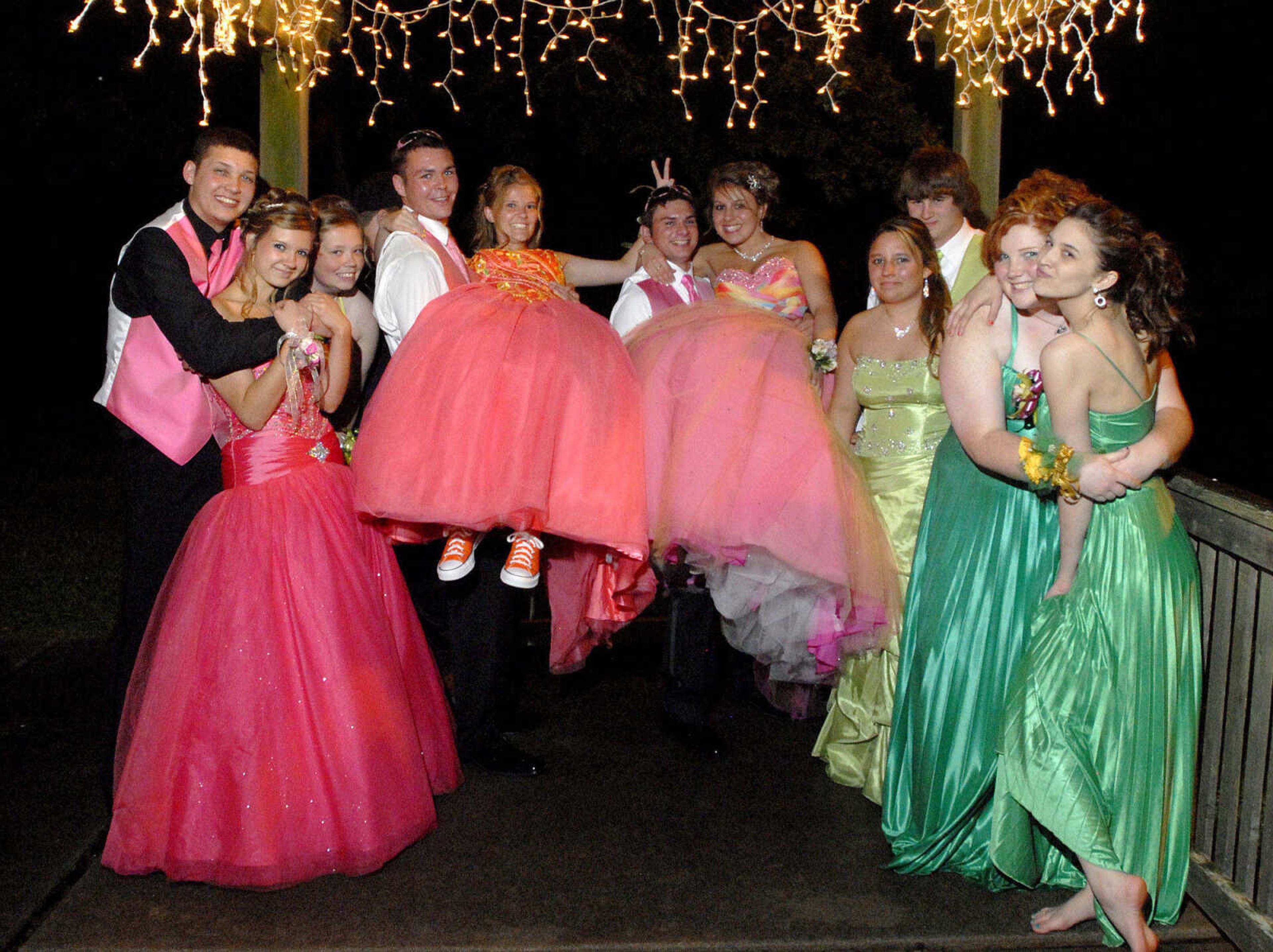 LAURA SIMON~lsimon@semissourian.com
Meadow Heights' prom "A Night to Remember" was held Saturday, April 30, 2011 at Deerfield Lodge.