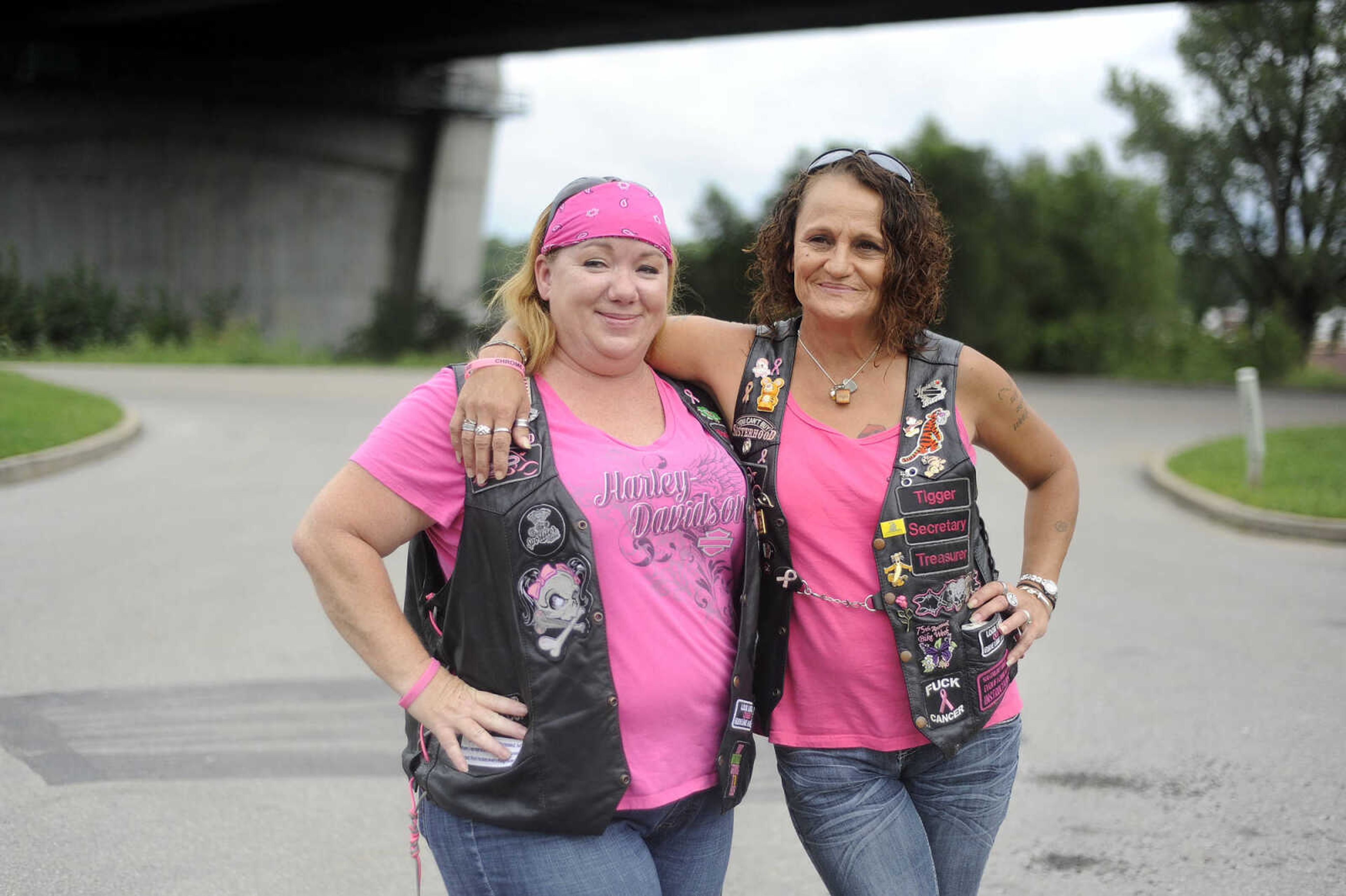 LAURA SIMON ~ lsimon@semissourian.com

Susie "Sizzle" Smith, left, and Char "Tigger" Miller hangout near the Bill Emerson Memorial Bridge in Cape Girardeau on Thursday, Aug. 18, 2016.