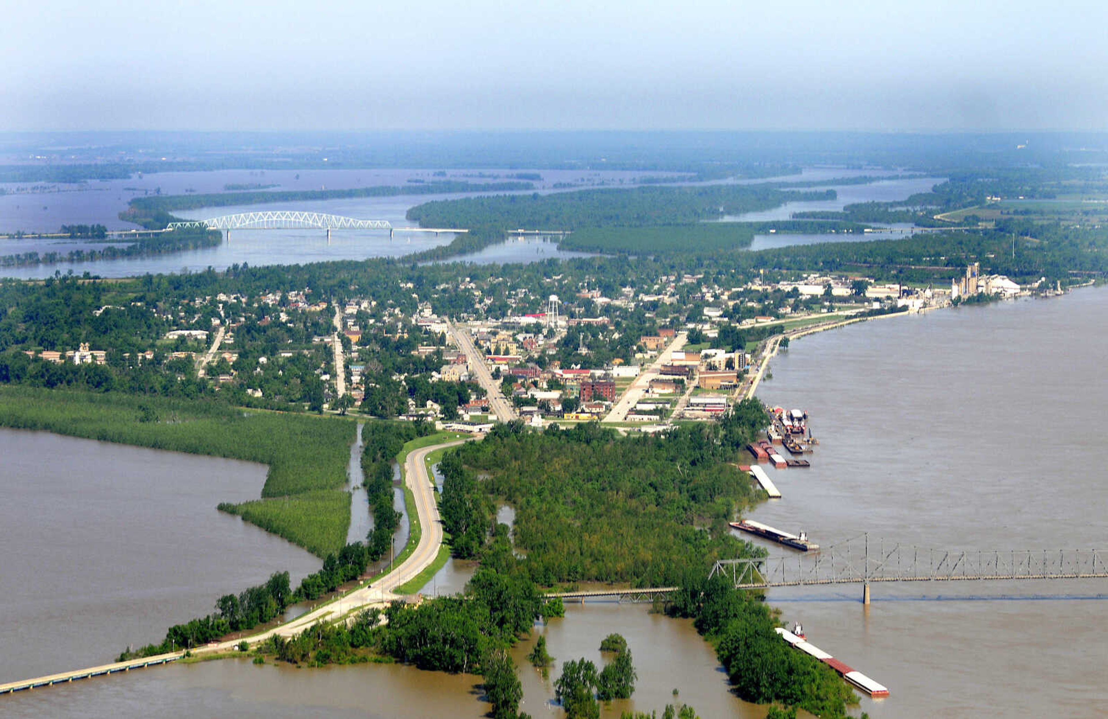 The city of Cairo, Ill., is dwarfed by the surrounding floodwater from the Ohio and Mississippi Rivers on Thursday, April 28, 2011. (Kristin Eberts)