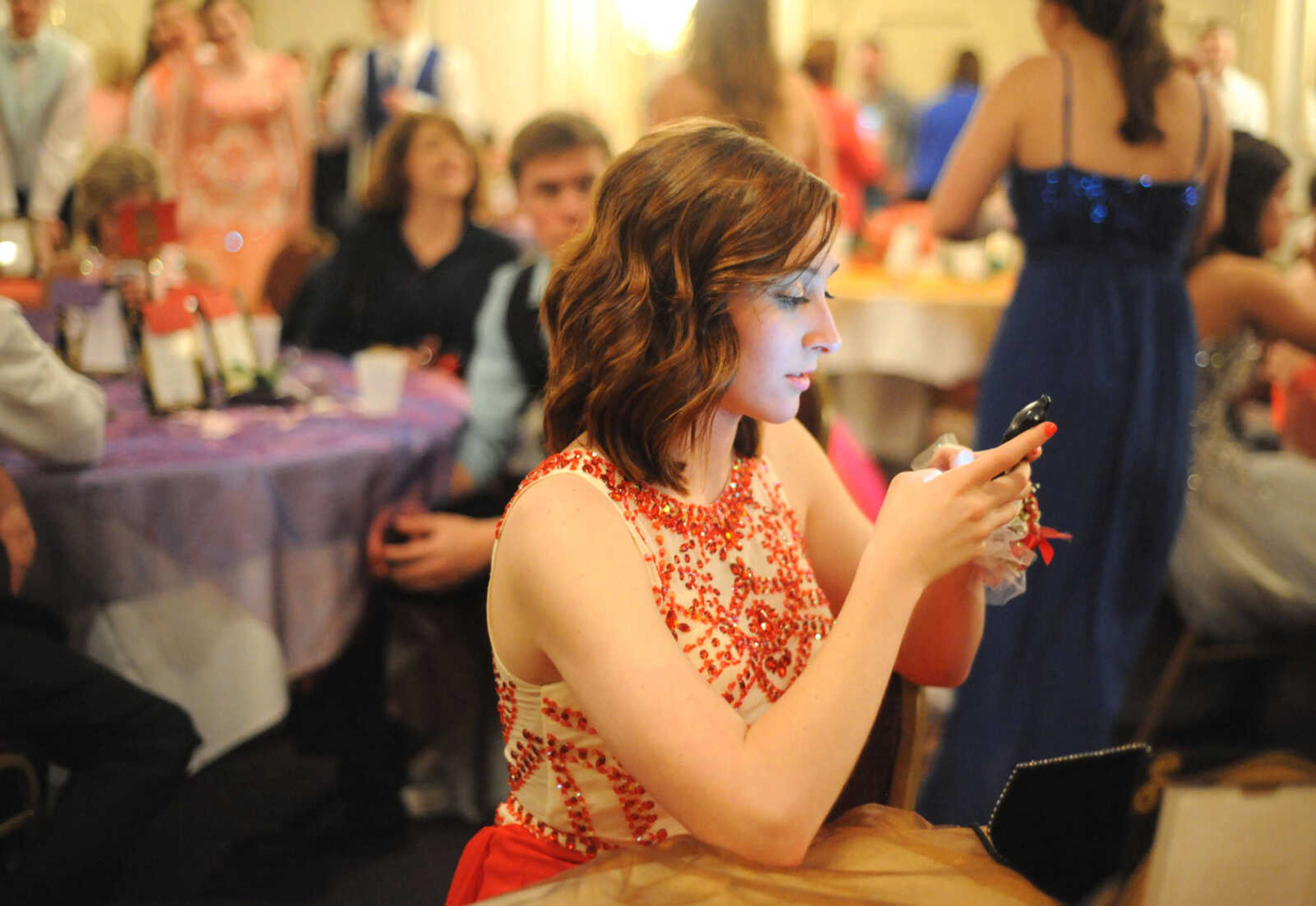 LAURA SIMON ~ lsimon@semissourian.com

Saxony Lutheran High School's "Arabian Nights" prom, Saturday, April 25, 2015, at Drury Lodge in Cape Girardeau.